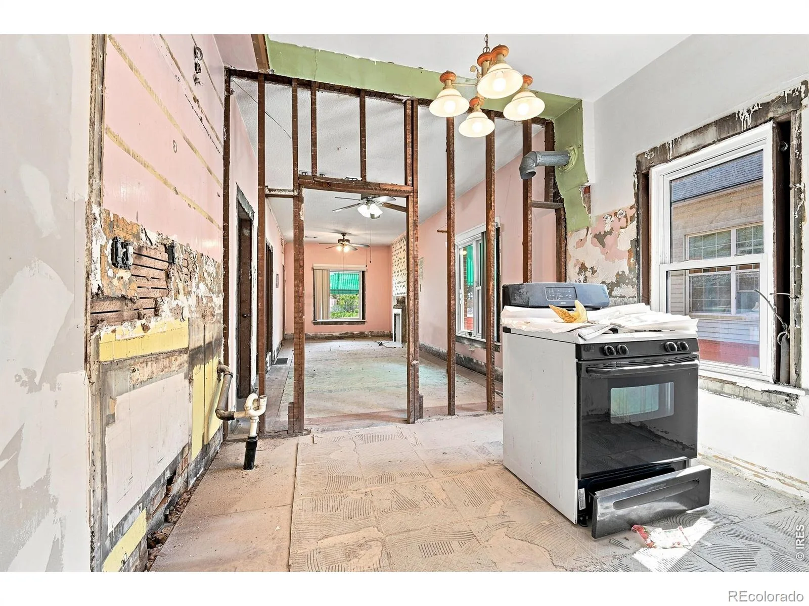 2421 W 38th Avenue Denver CO 80211 | MLS #RECIR1065967 08072026040816 1600 9
