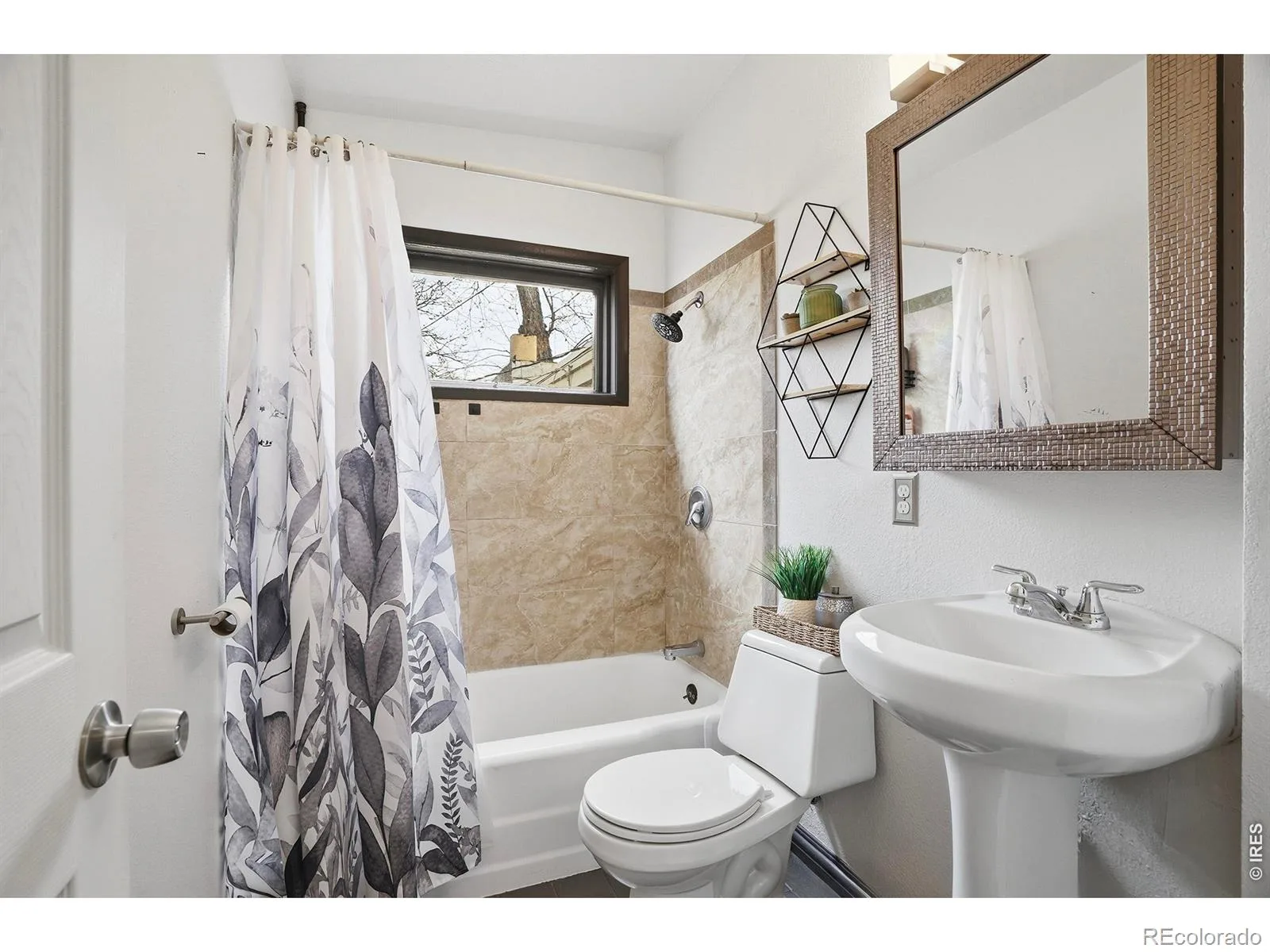 1654 S Perry Street Denver CO 80219 | MLS #RECIR1065975 08072026140939 1600 16