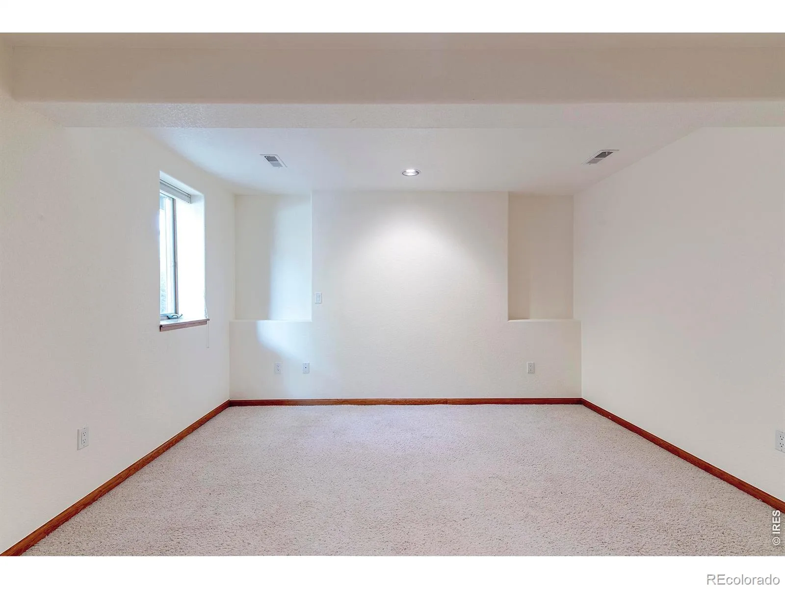 1035 Sage Street Broomfield CO 80020 | MLS #RECIR1065987 08072026172901 1600 38