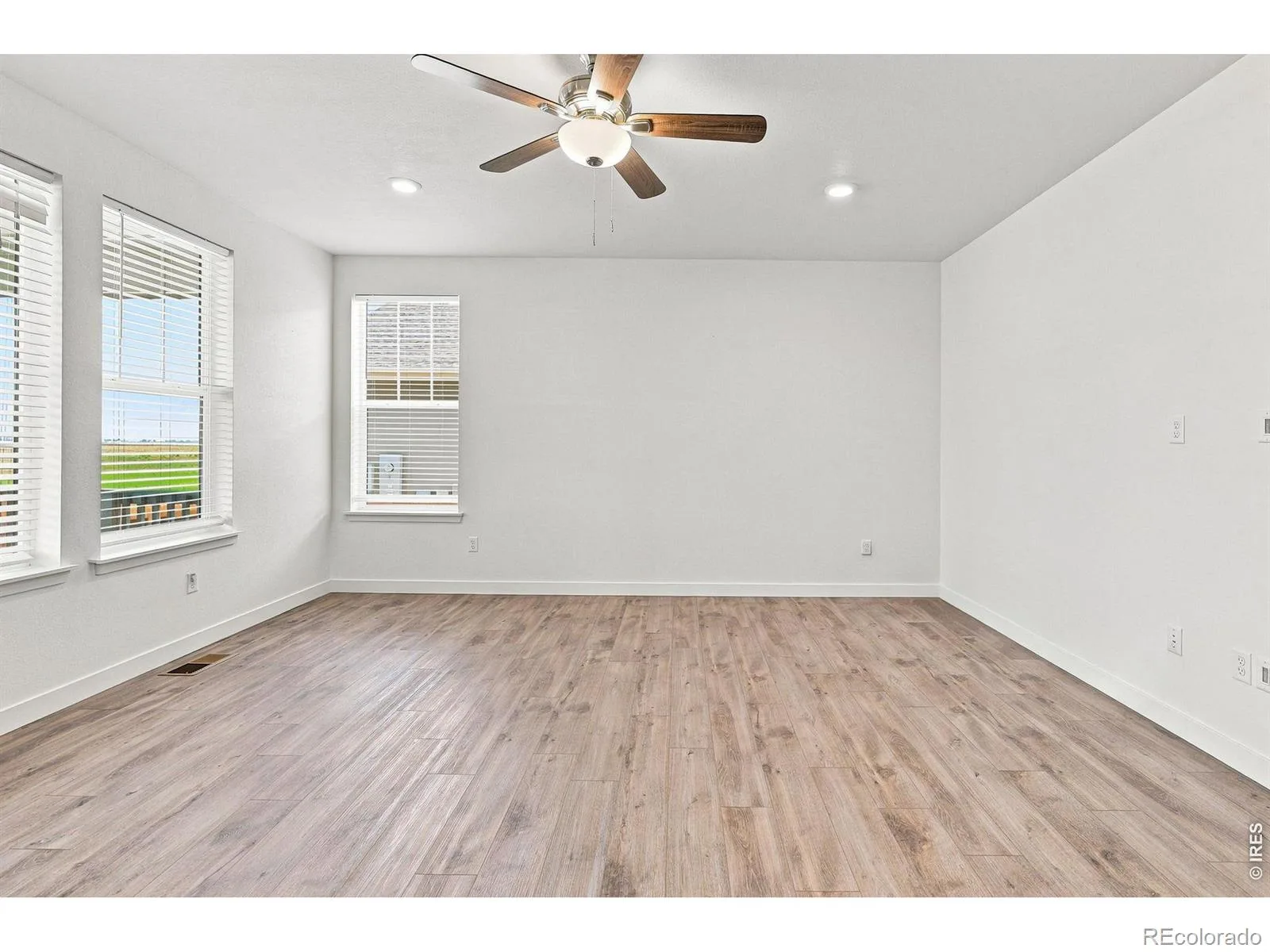 3101 E 163rd Place Thornton CO 80602 | MLS #RECIR1066007 08072026185129 1600 4