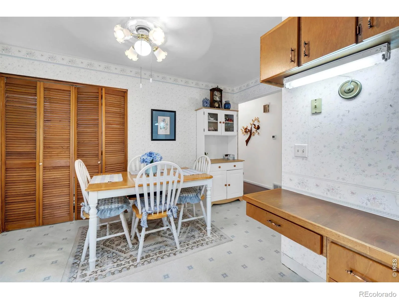 701 Lois Drive Louisville CO 80027 | MLS #RECIR1066012 08072026234311 1600 10