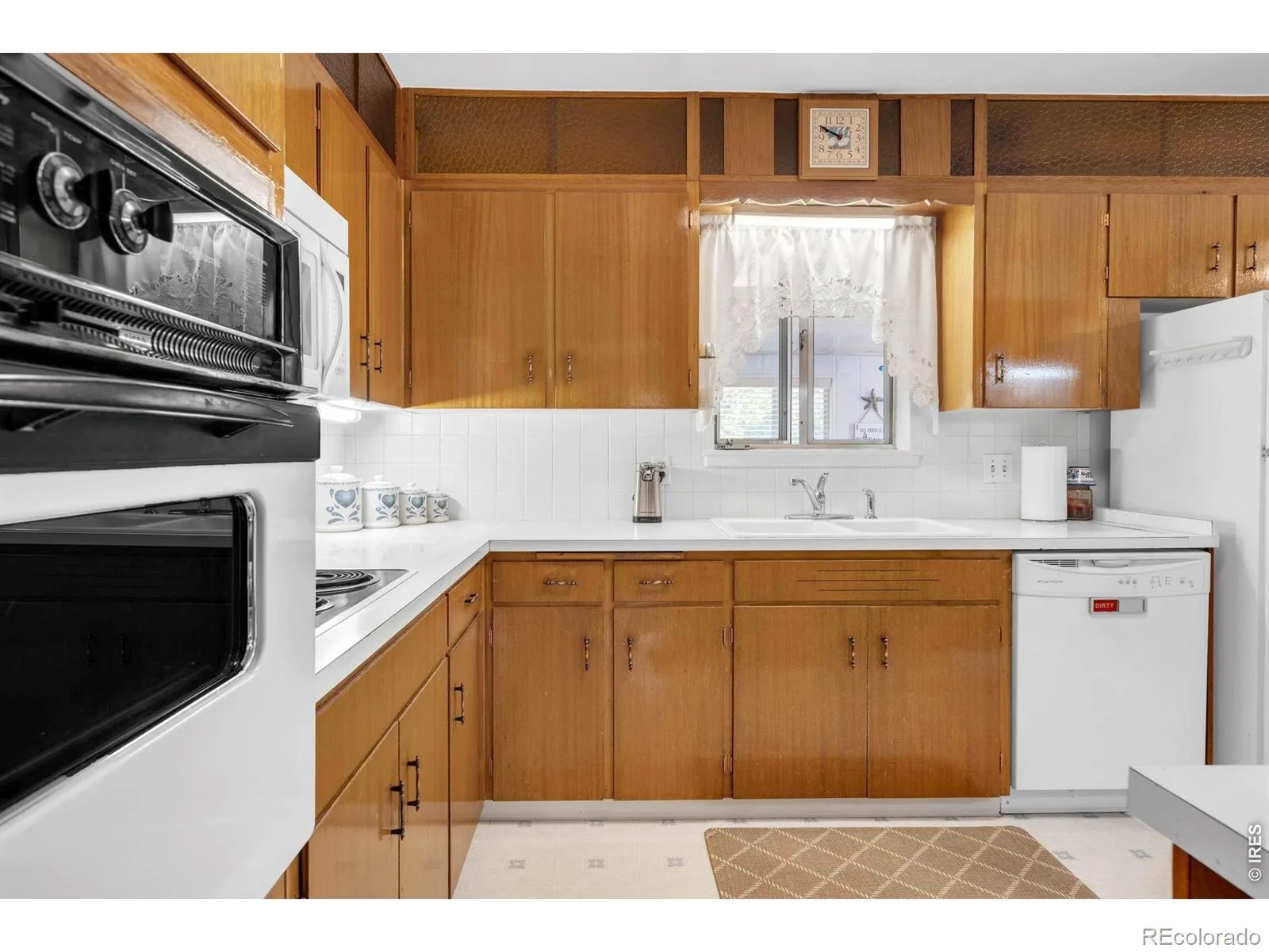 701 Lois Drive Louisville CO 80027 | MLS #RECIR1066012 08072026234311 1600 14