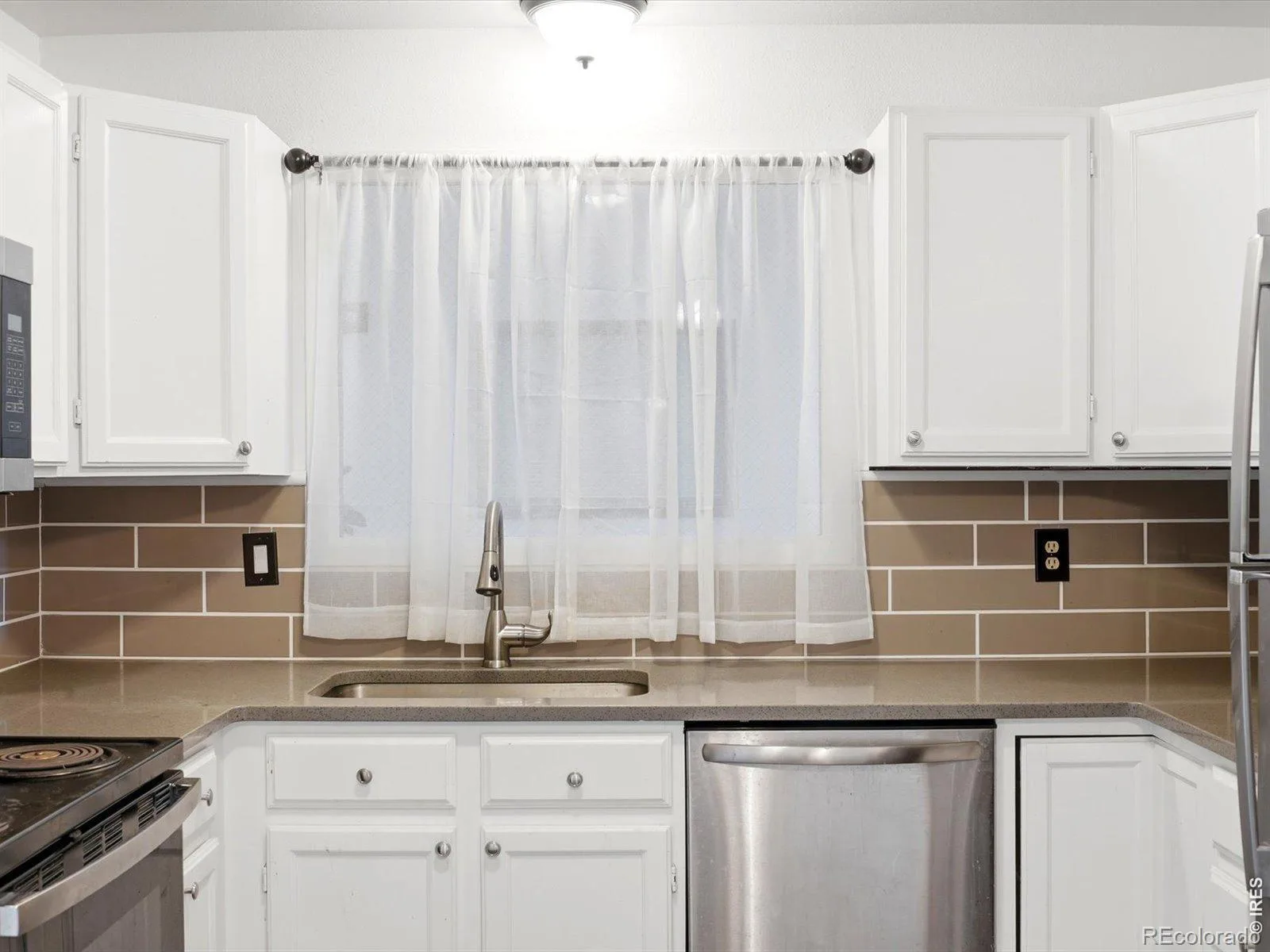 50 19th Avenue #30 Longmont CO 80501 | MLS #RECIR1066033 08072026220048 1600 13