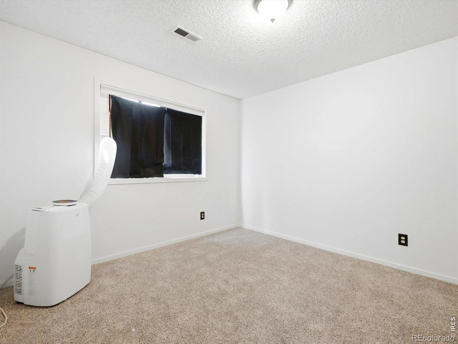 50 19th Avenue #30 Longmont CO 80501 | MLS #RECIR1066033 08072026220048 1600 5
