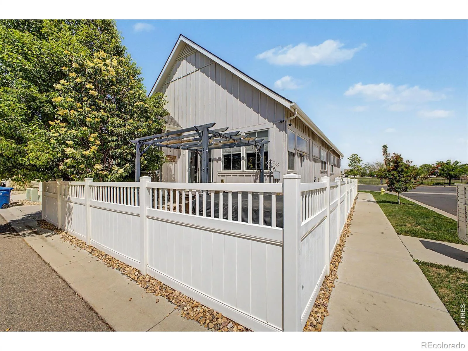 279 S 45th Avenue Brighton CO 80601 | MLS #RECIR1066034 08112026003937 1600 4