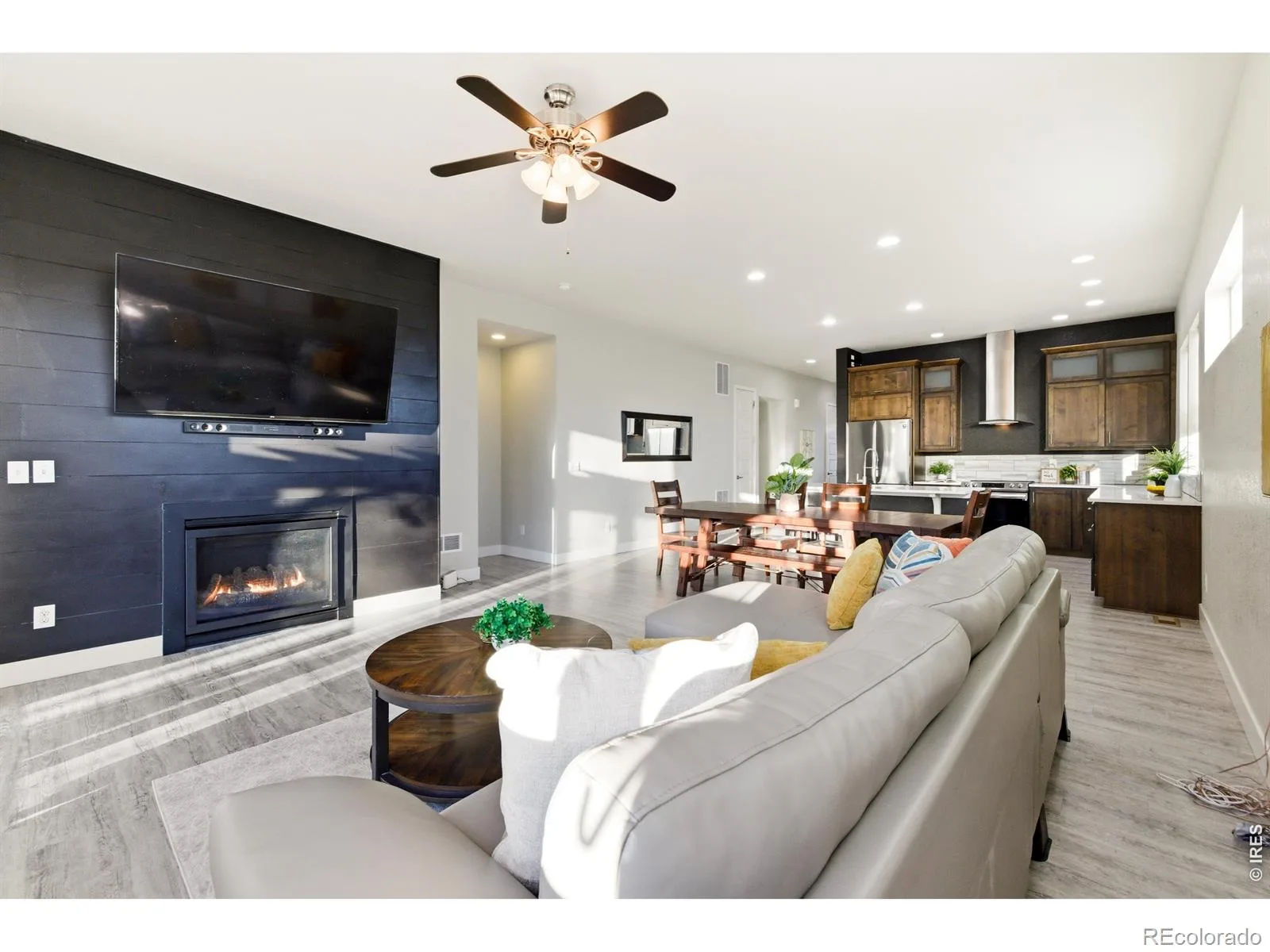 279 S 45th Avenue Brighton CO 80601 | MLS #RECIR1066034 08112026003937 1600 9
