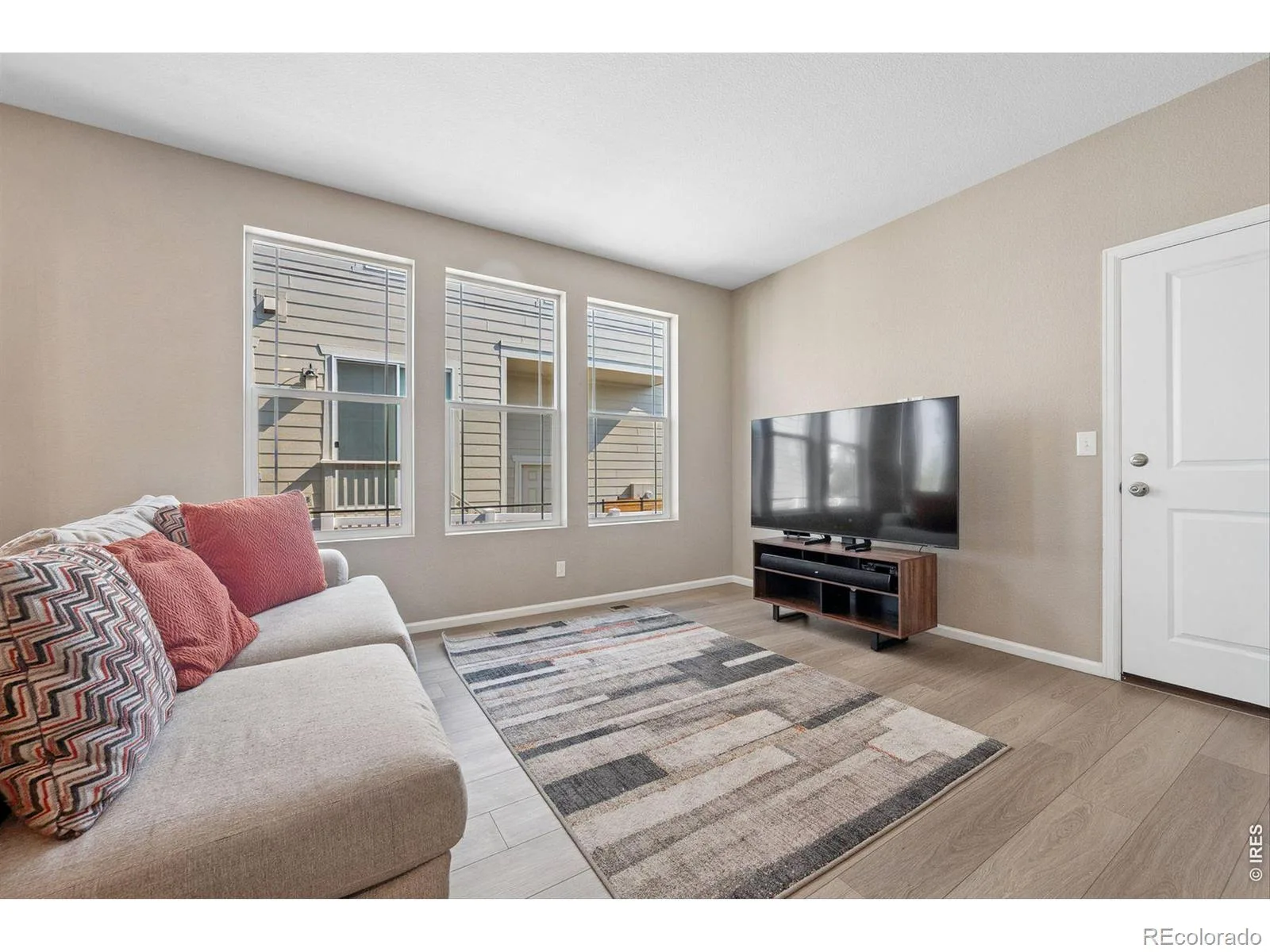 2478 Winding Drive Longmont CO 80504 | MLS #RECIR1066087 08142026004948 1600 10