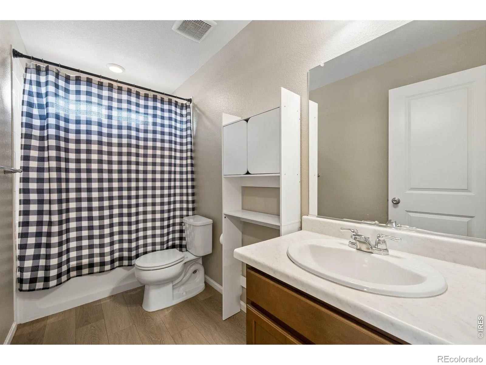 2478 Winding Drive Longmont CO 80504 | MLS #RECIR1066087 08142026004948 1600 24