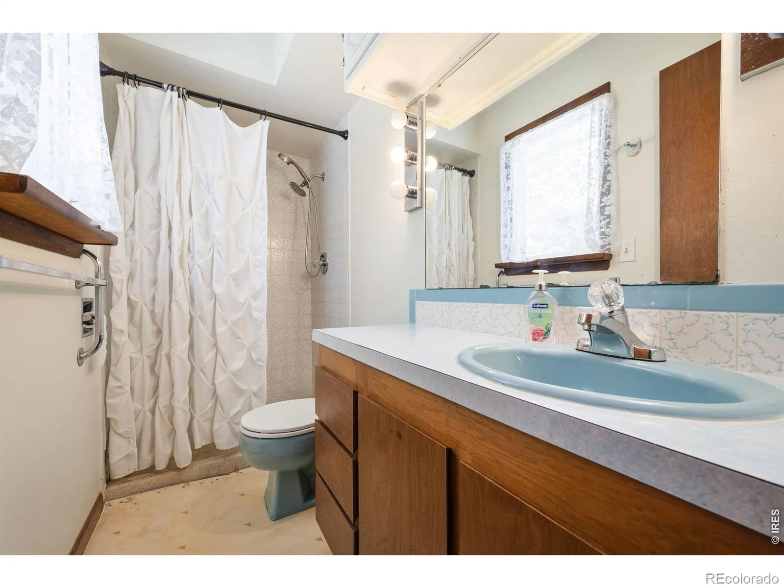 2612 Mountain View Avenue Longmont CO 80503 | MLS #RECIR1066091 08082026181341 1600 14