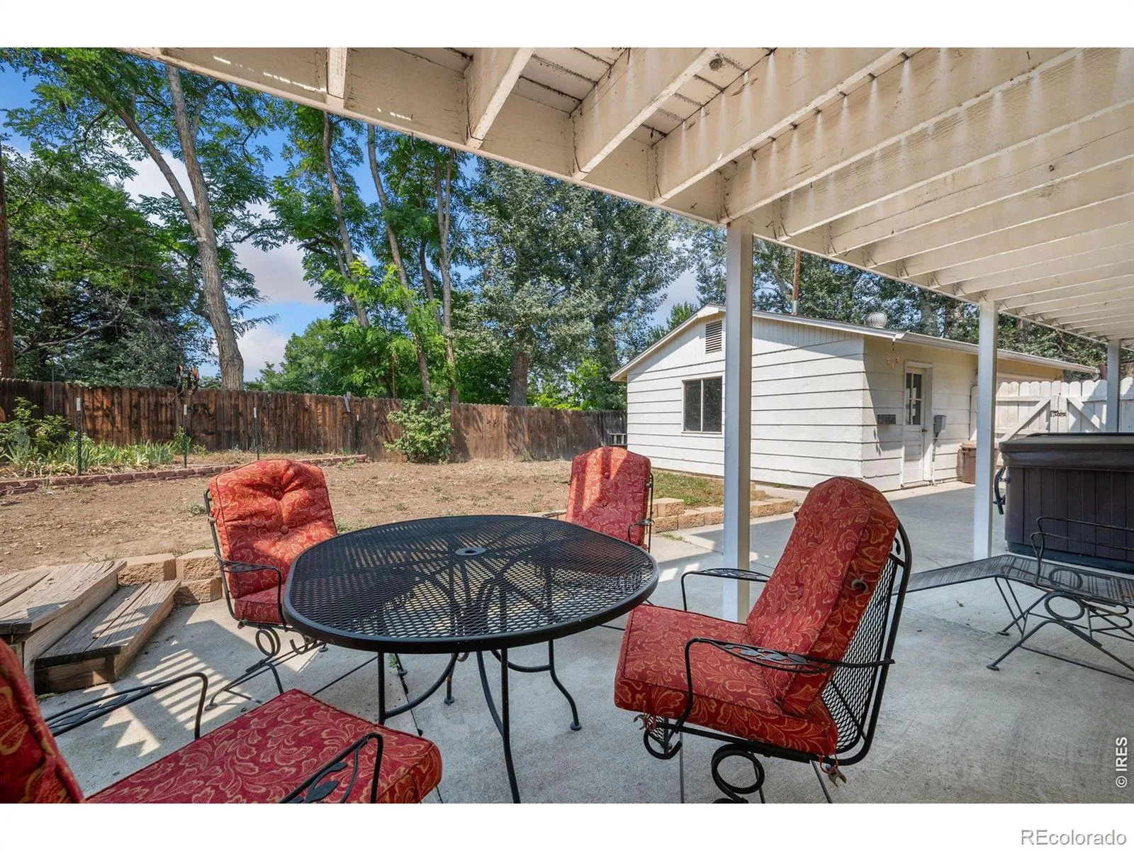 2612 Mountain View Avenue Longmont CO 80503 | MLS #RECIR1066091 08082026181341 1600 22