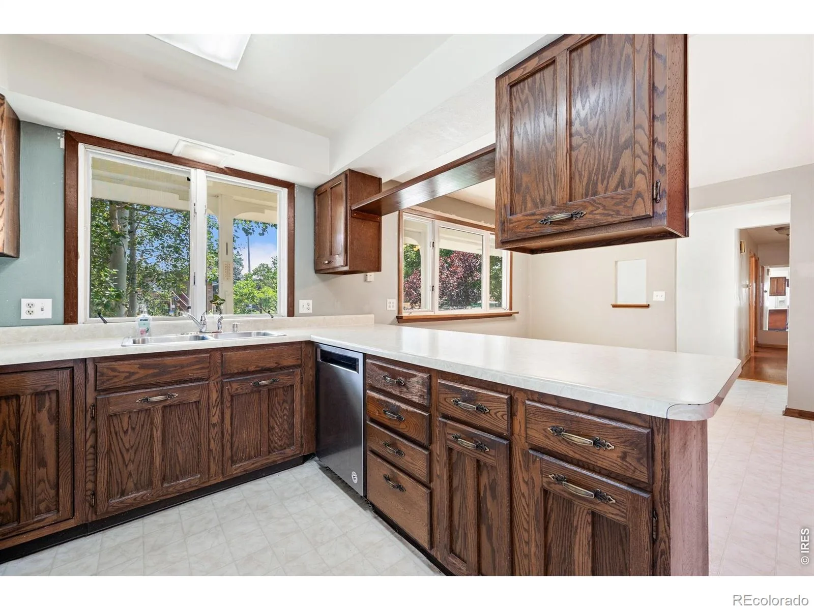 2612 Mountain View Avenue Longmont CO 80503 | MLS #RECIR1066091 08082026181341 1600 7
