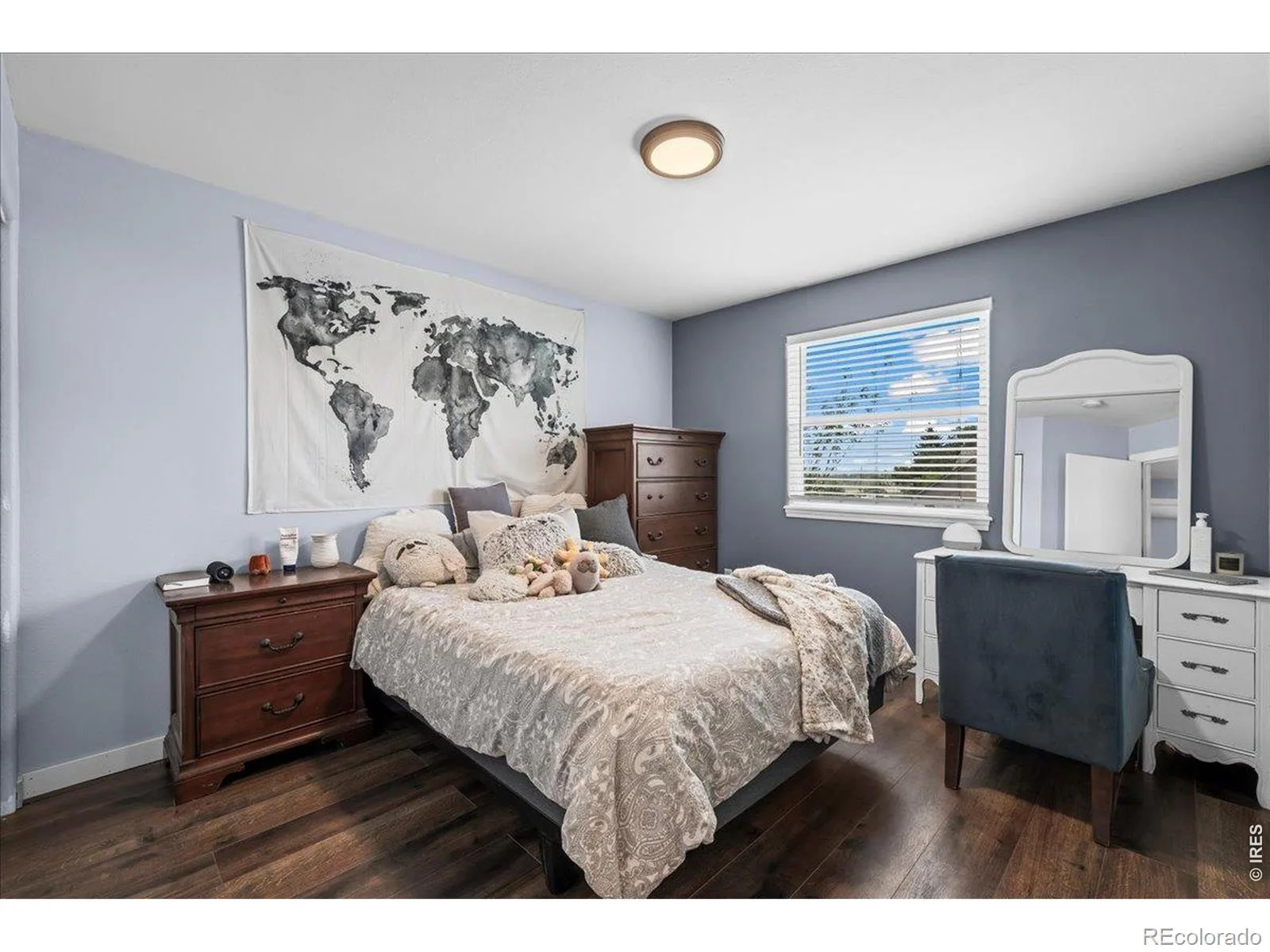 2431 Maplewood E Circle Longmont CO 80503 | MLS #RECIR1066104 08192026210813 1600 17