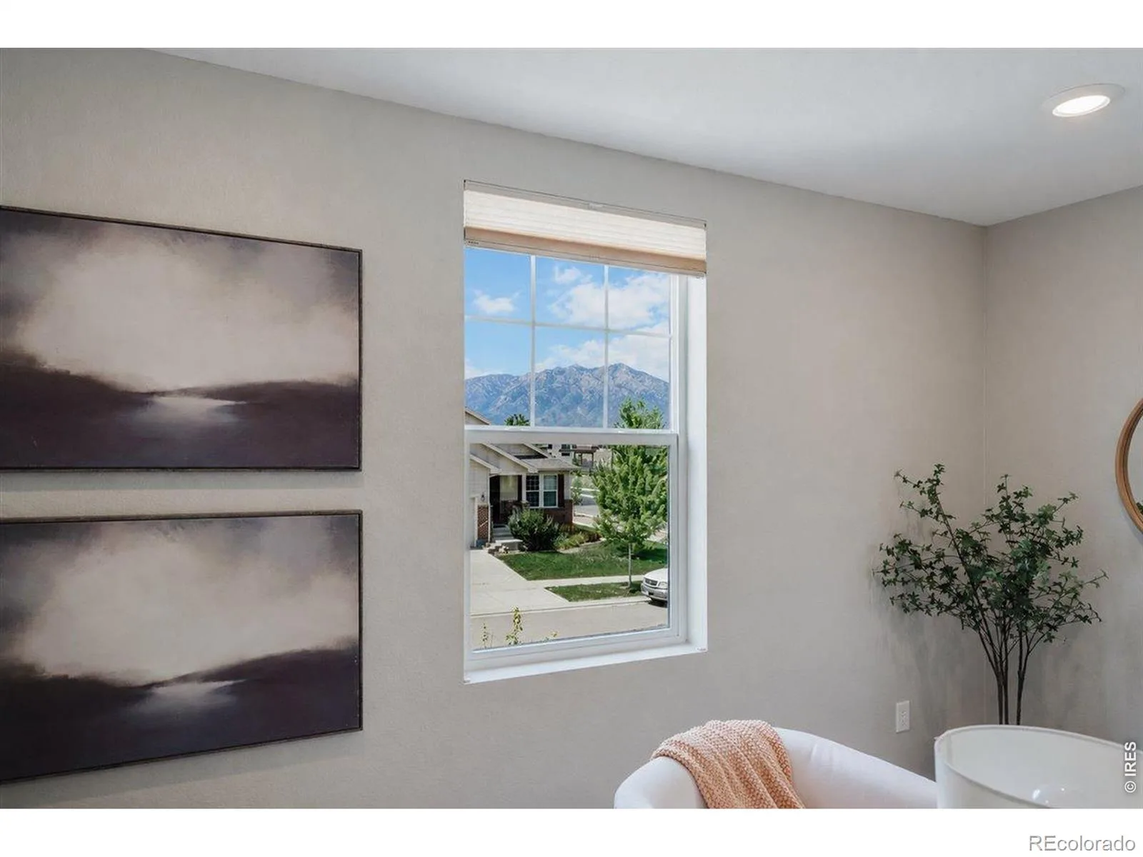 2224 Lombardy Street Longmont CO 80503 | MLS #RECIR1066110 08092026132327 1600 24