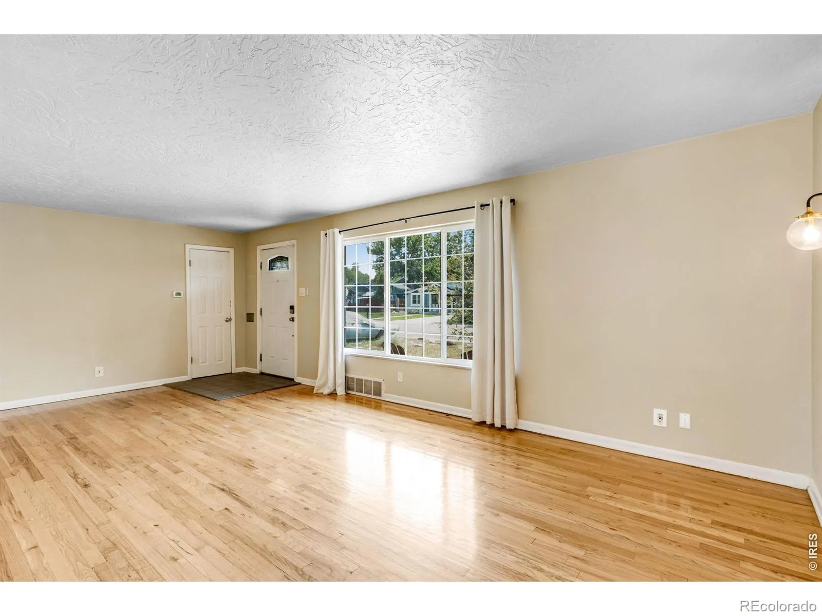 5275 Dudley Street Arvada CO 80002 | MLS #RECIR1066122 08282026132602 1600 15