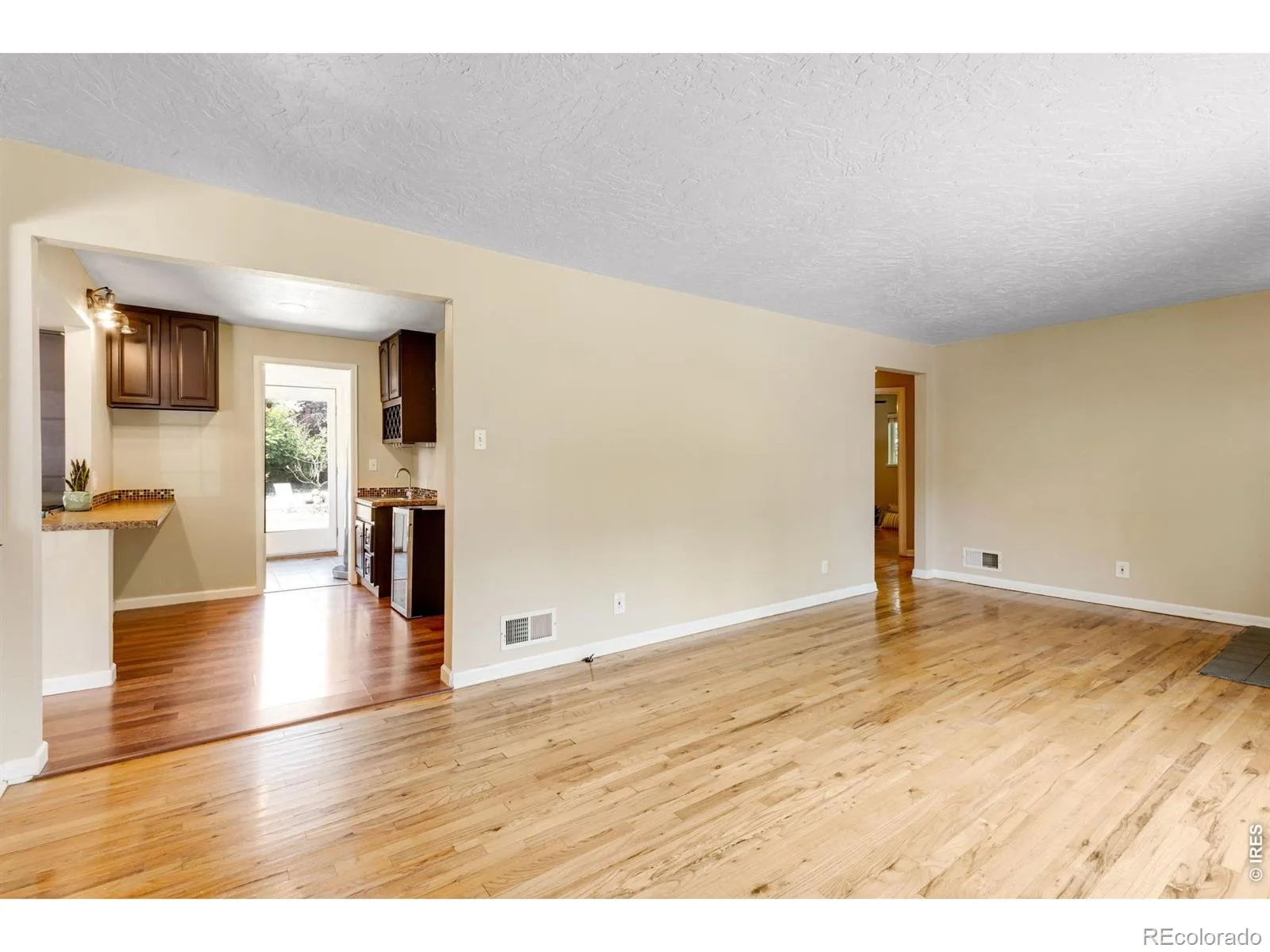 5275 Dudley Street Arvada CO 80002 | MLS #RECIR1066122 08282026132602 1600 16