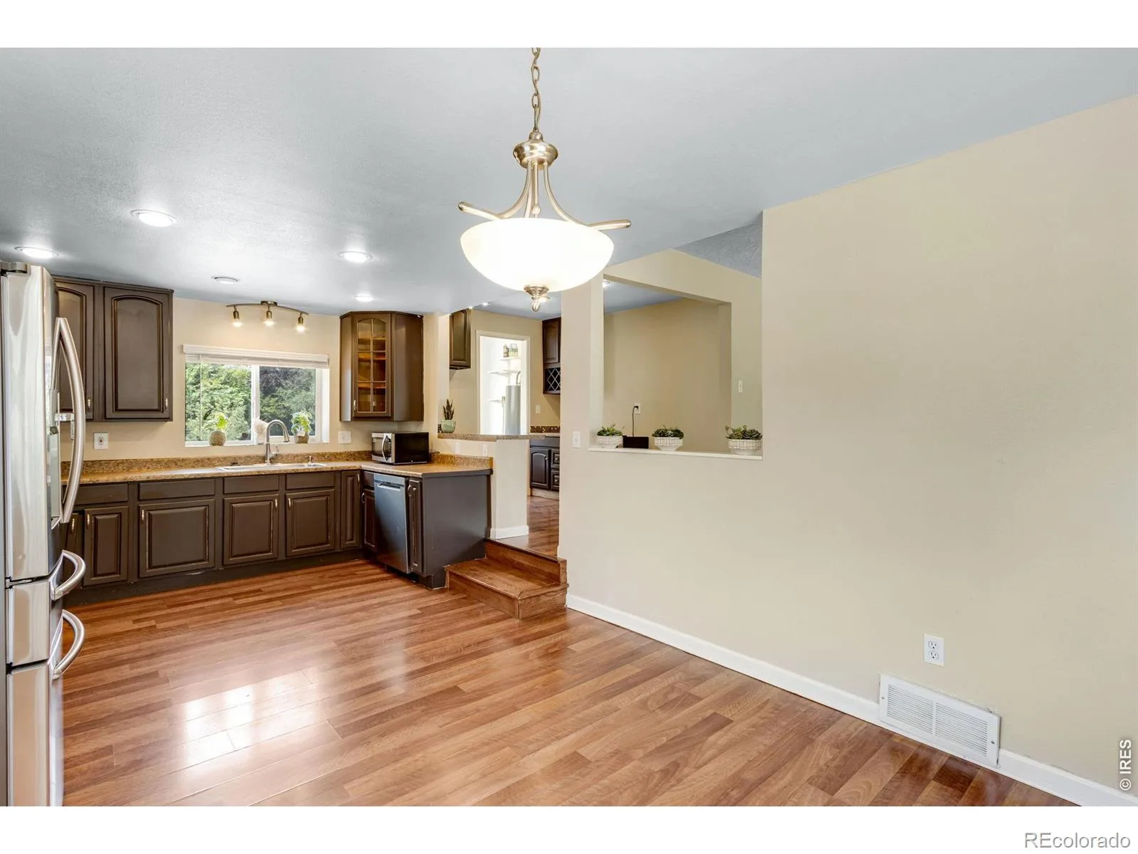 5275 Dudley Street Arvada CO 80002 | MLS #RECIR1066122 08282026132602 1600 19