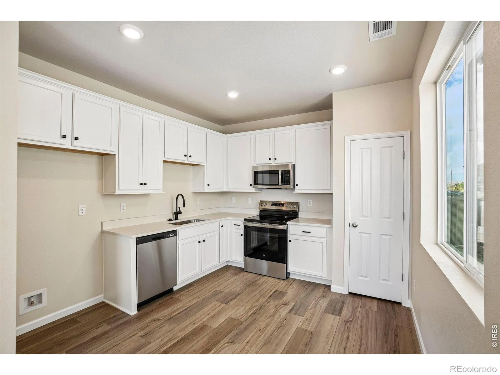 1478 Coral Place Longmont CO 80504 | MLS #RECIR1066142 08102026195729 1600 5