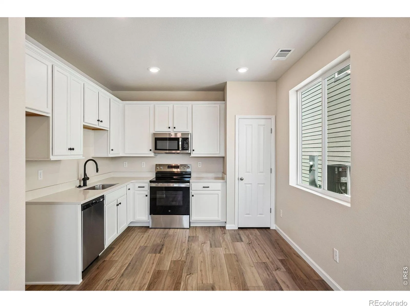 1478 Coral Place Longmont CO 80504 | MLS #RECIR1066142 08102026195729 1600 6