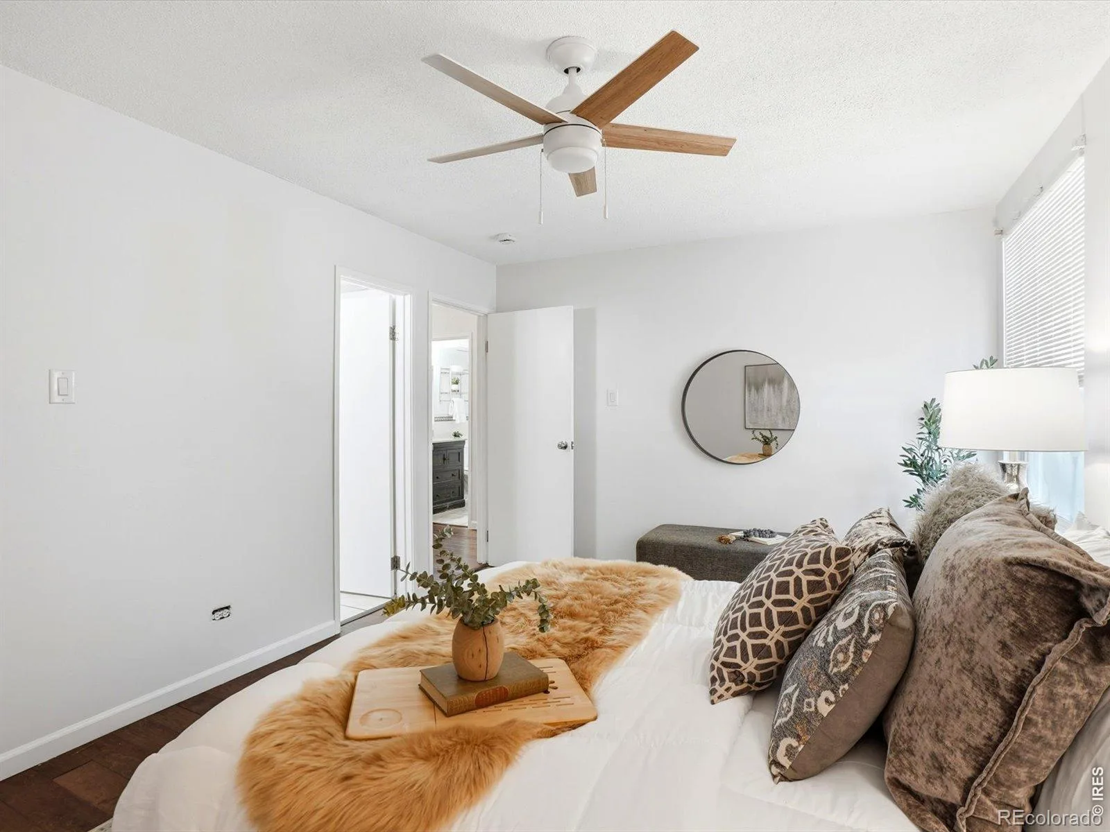 2120 S Vaughn Way #206F Aurora CO 80014 | MLS #RECIR1066146 08102026210246 1600 17