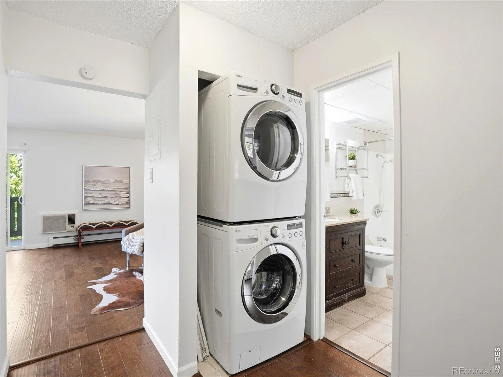 2120 S Vaughn Way #206F Aurora CO 80014 | MLS #RECIR1066146 08102026210246 1600 21