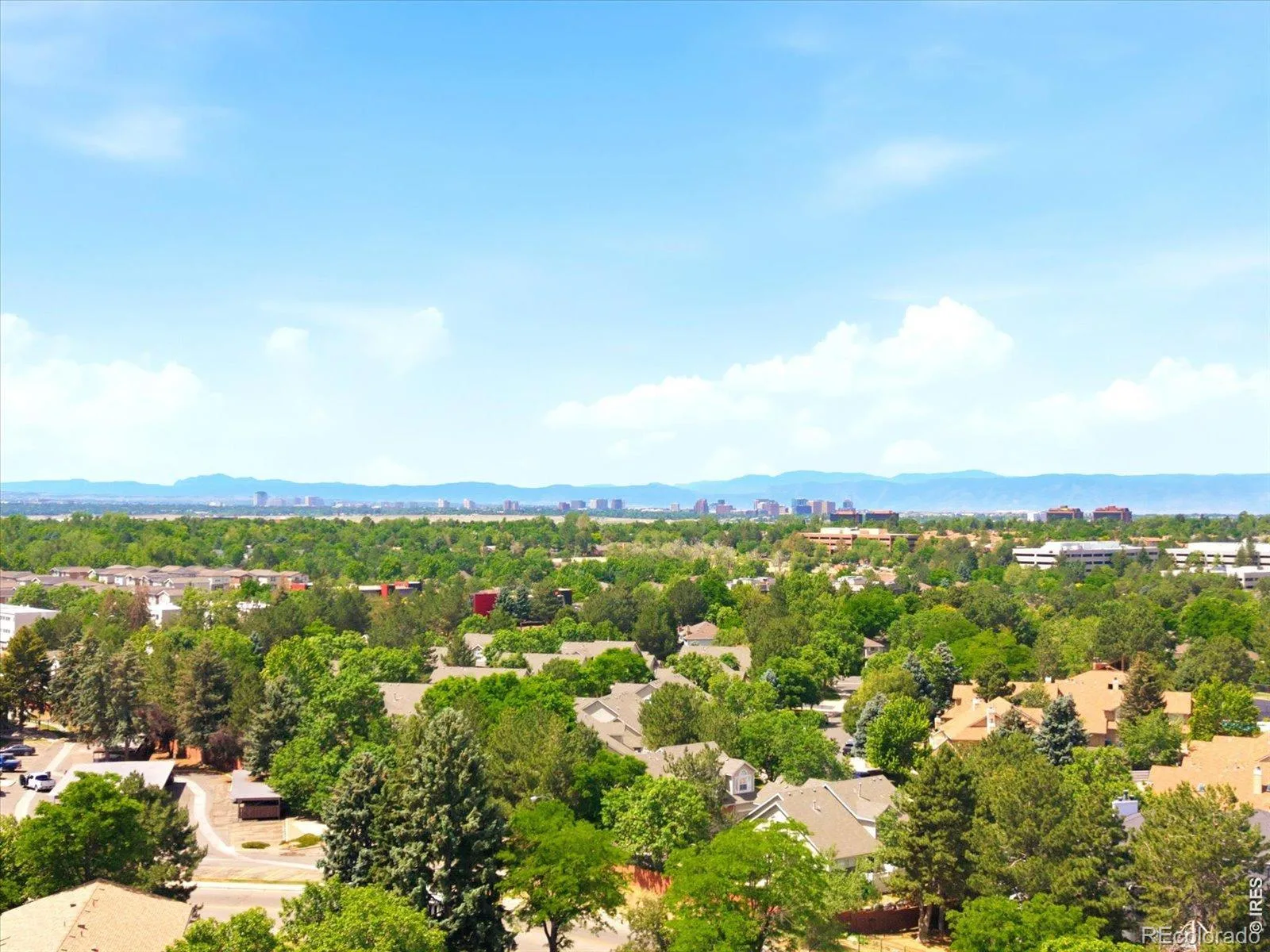 2120 S Vaughn Way #206F Aurora CO 80014 | MLS #RECIR1066146 08102026210246 1600 37