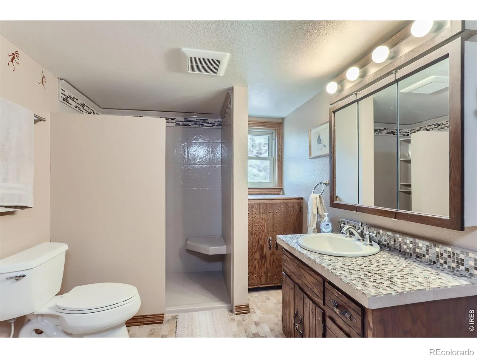 16450 Dakota Ridge Road Longmont CO 80503 | MLS #RECIR1066173 08112026135524 1600 12