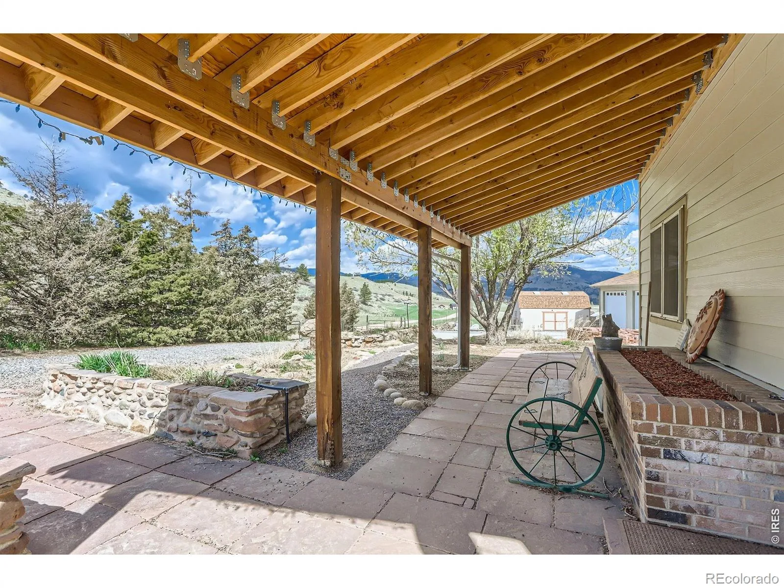 16450 Dakota Ridge Road Longmont CO 80503 | MLS #RECIR1066173 08112026135524 1600 2