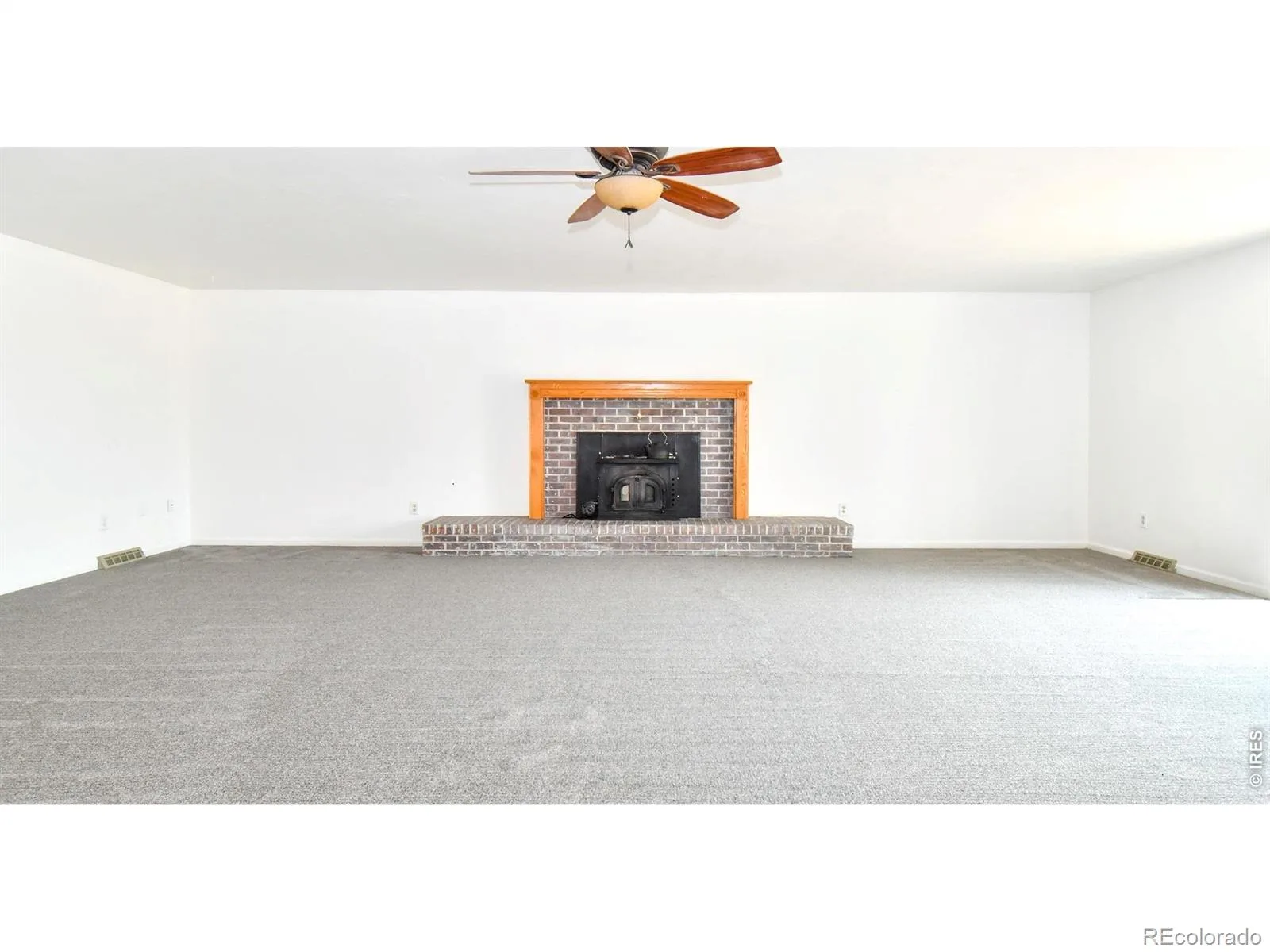 1442 Hilltop Drive Longmont CO 80504 | MLS #RECIR1066201 08112026191705 1600 12