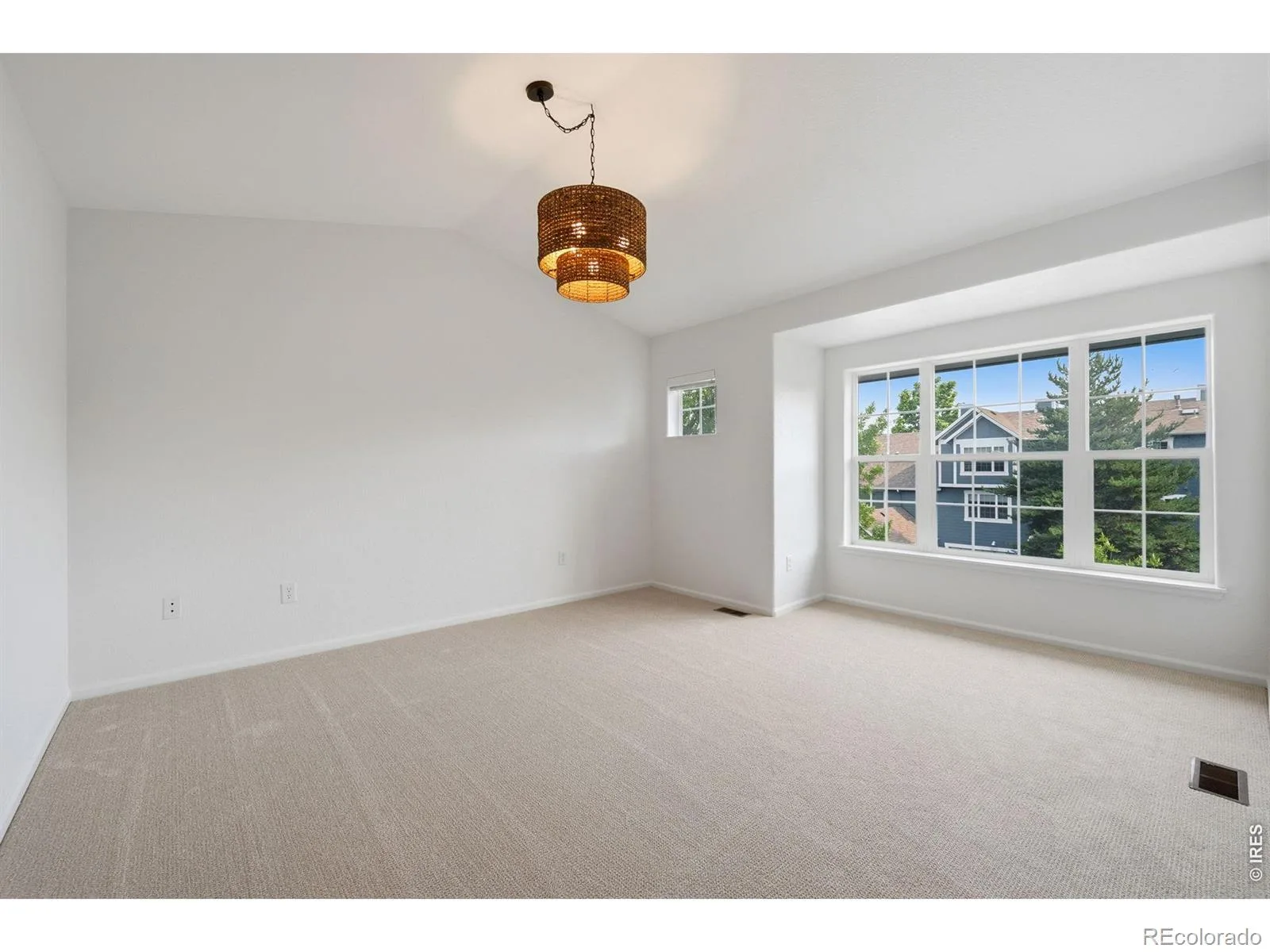 2215 Watersong Circle Longmont CO 80504 | MLS #RECIR1066226 08112026215748 1600 17