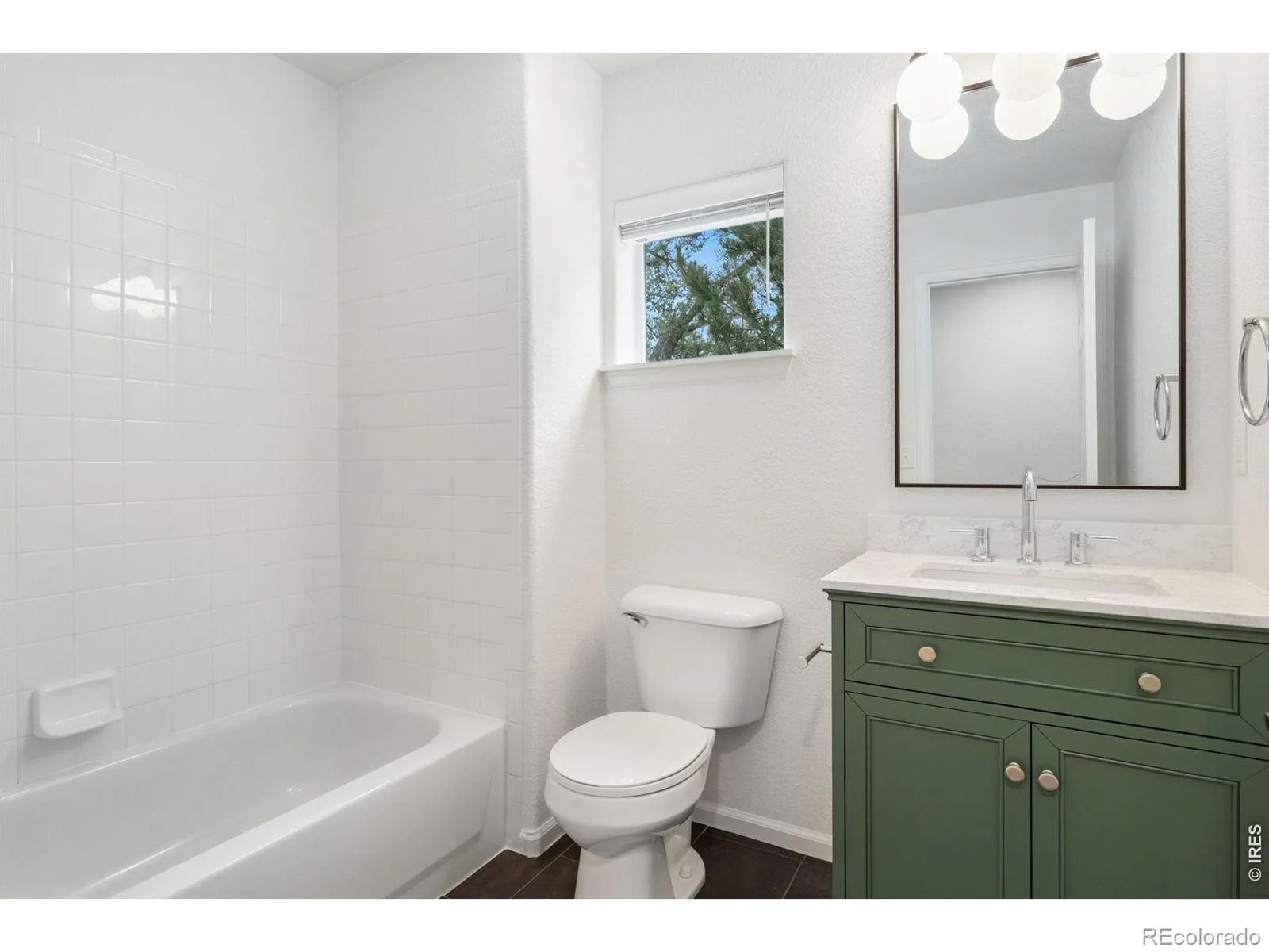 2215 Watersong Circle Longmont CO 80504 | MLS #RECIR1066226 08112026215748 1600 24