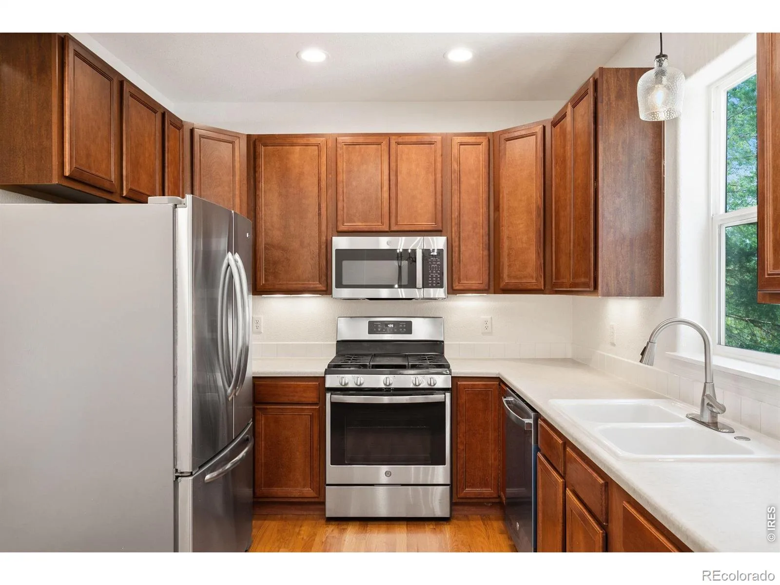 2215 Watersong Circle Longmont CO 80504 | MLS #RECIR1066226 08112026215748 1600 5