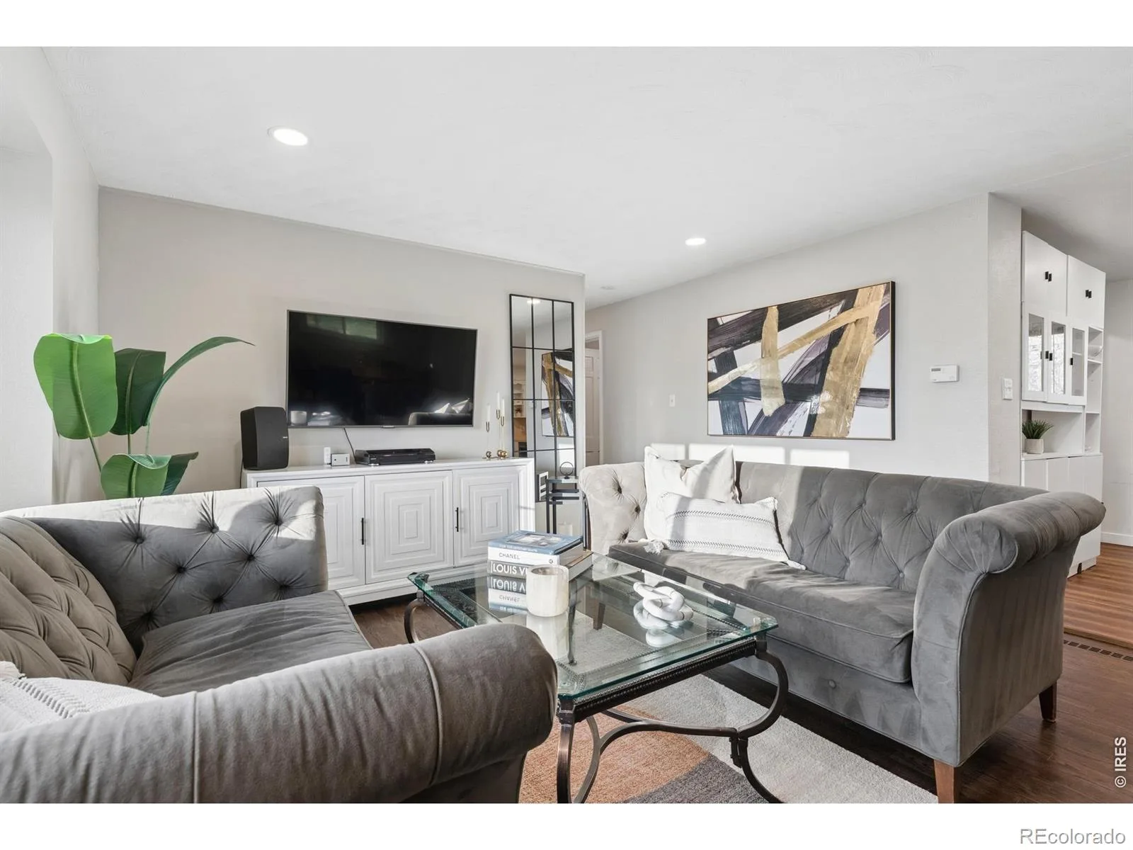 3148 E Maplewood Avenue Centennial CO 80121 | MLS #RECIR1066292 08122026194641 1600 4