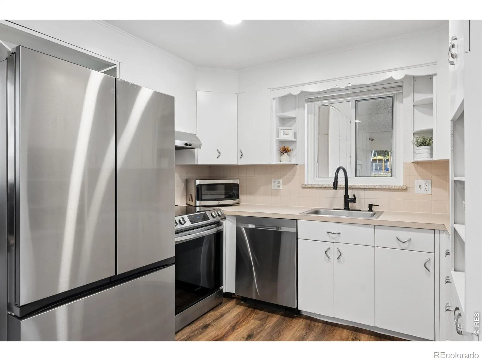 3148 E Maplewood Avenue Centennial CO 80121 | MLS #RECIR1066292 08122026194641 1600 9