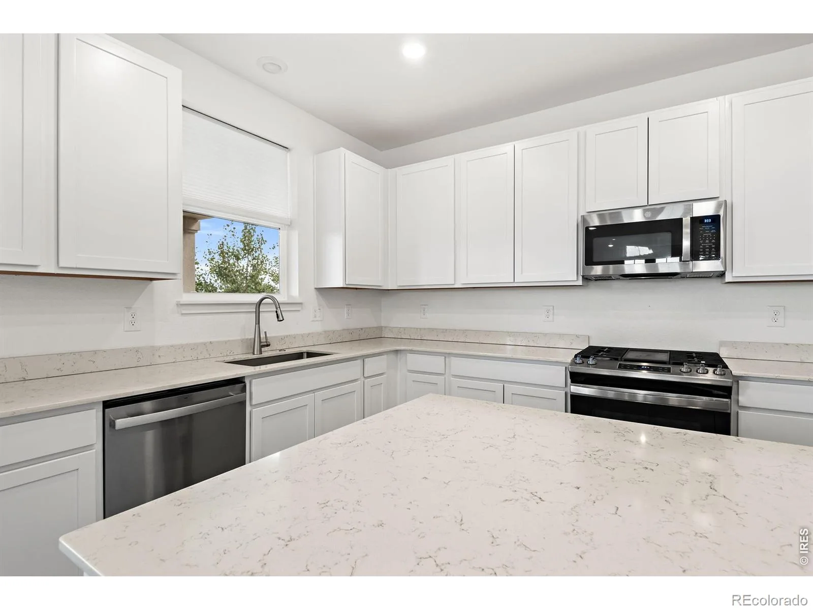 1884 Myron Court Erie CO 80516 | MLS #RECIR1066317 08142026005021 1600 14