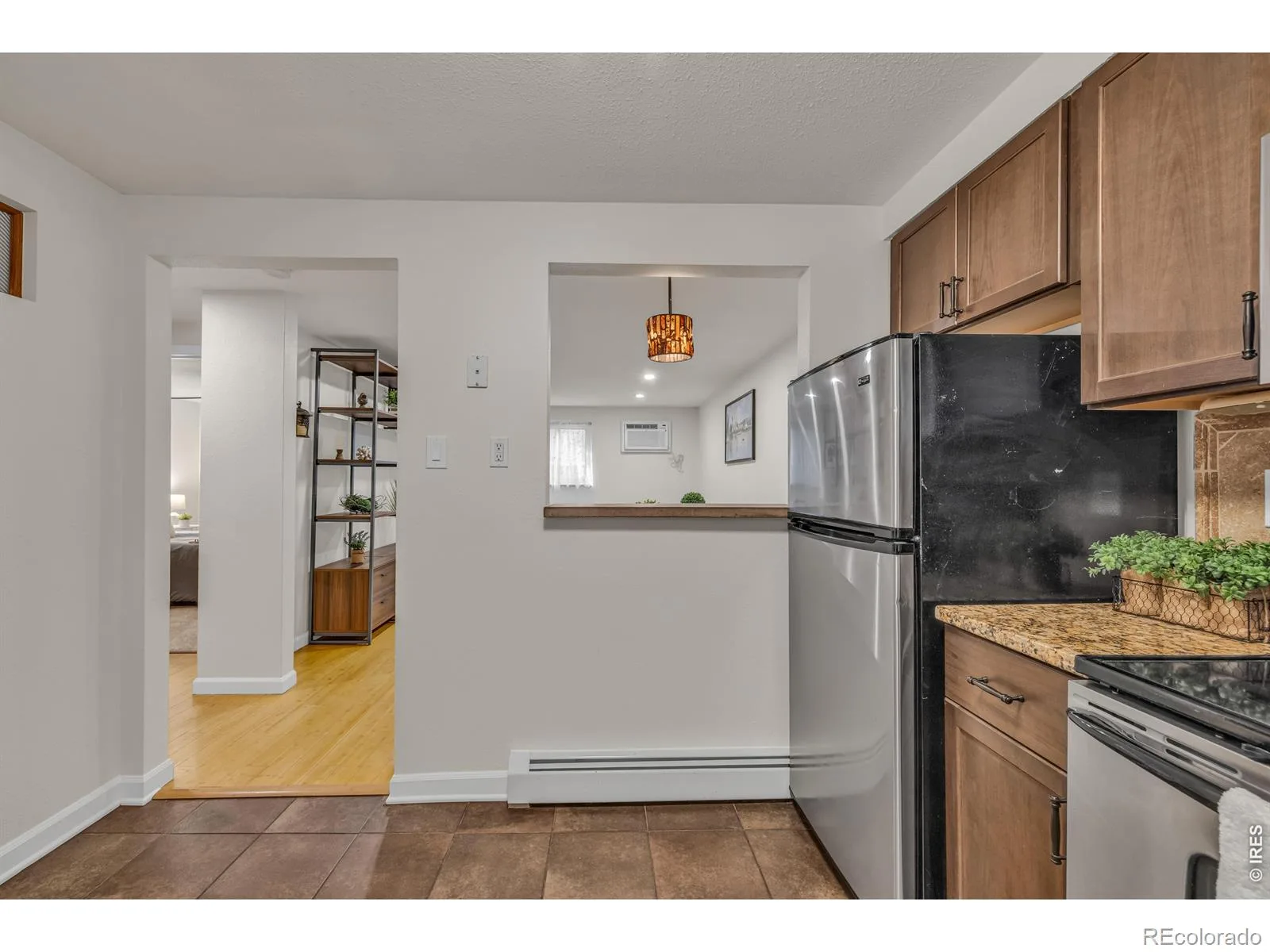 20 S Logan Street #102 Denver CO 80209 | MLS #RECIR1066327 08212026185040 1600 10