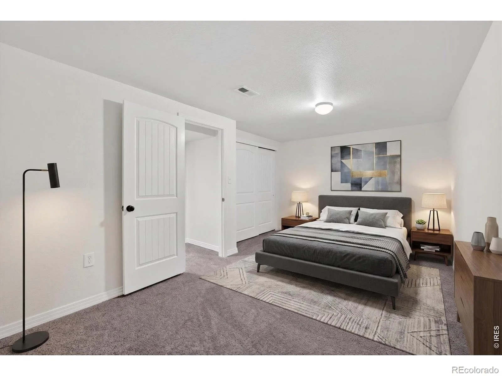1348 S Drexel Way Lakewood CO 80232 | MLS #RECIR1066332 08132026001627 1600 27