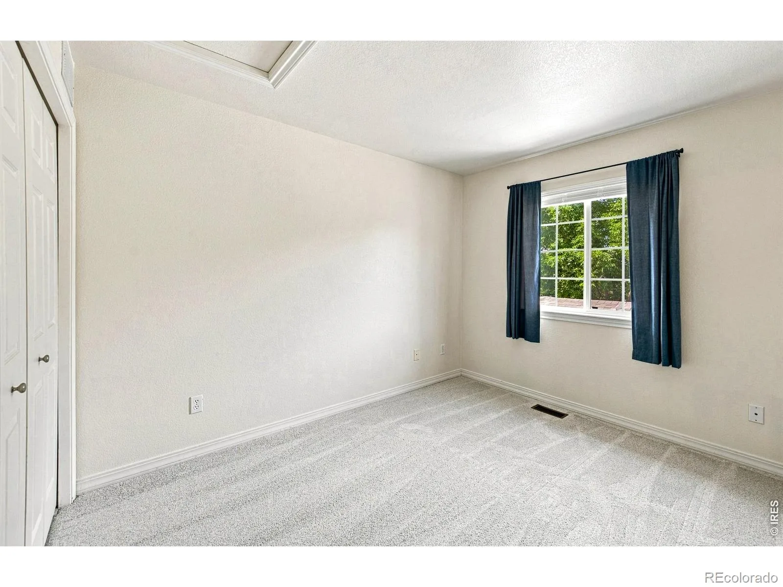 510 N Parkside Drive #E Longmont CO 80501 | MLS #RECIR1066336 08132026015518 1600 21