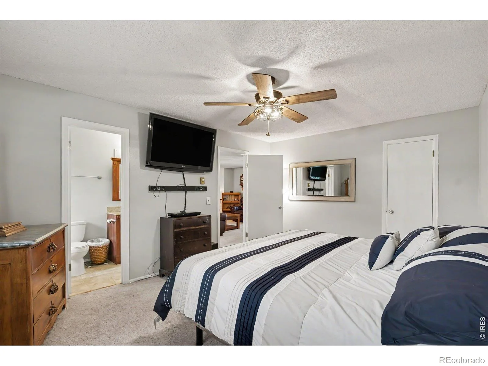 2113 Bowen Street Longmont CO 80501 | MLS #RECIR1066356 08132026151059 1600 10