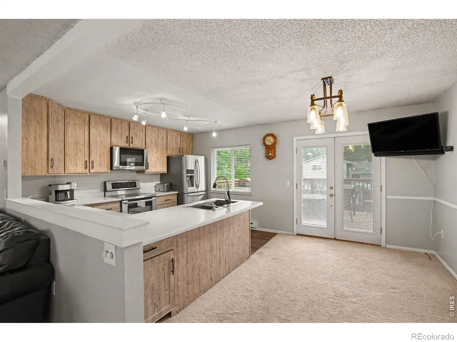 2113 Bowen Street Longmont CO 80501 | MLS #RECIR1066356 08132026151059 1600 7