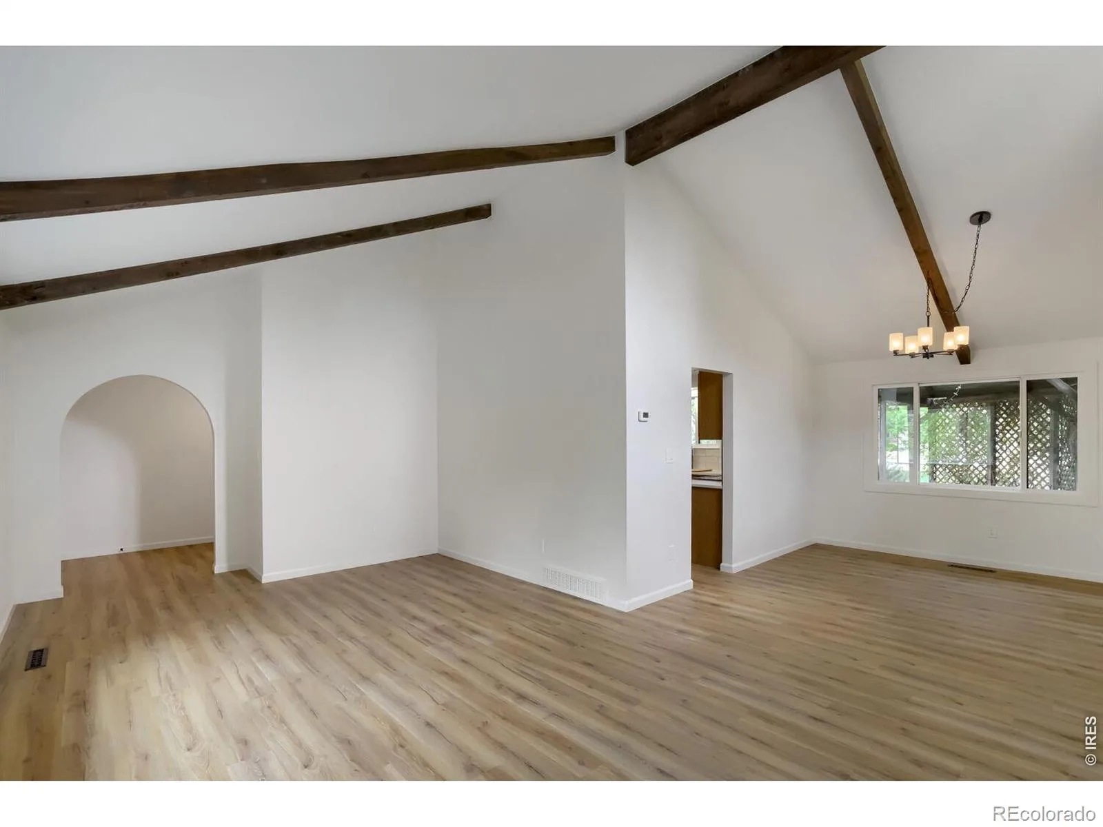 2305 Lake Park Drive Longmont CO 80503 | MLS #RECIR1066454 08142026023421 1600 10