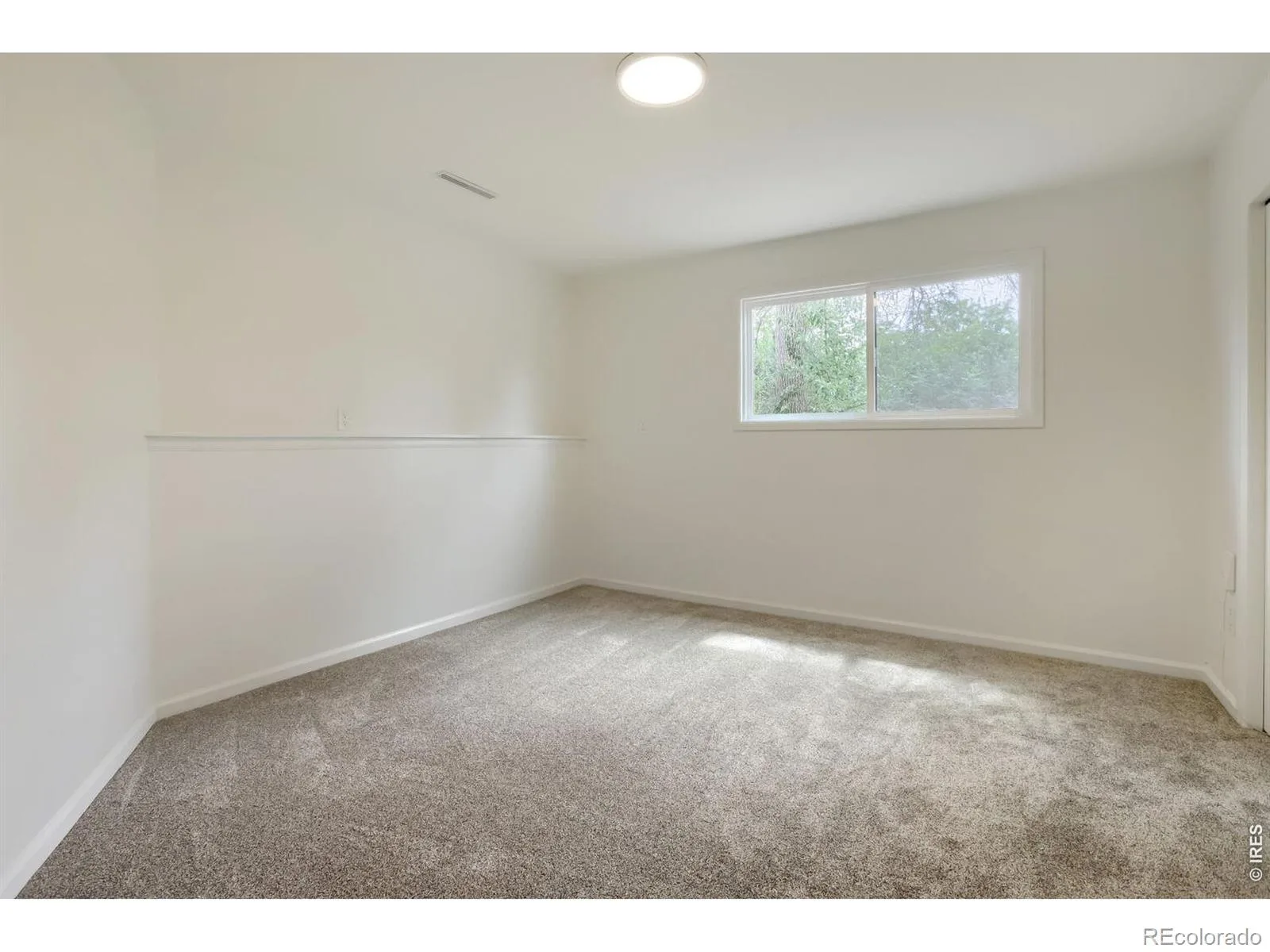 2305 Lake Park Drive Longmont CO 80503 | MLS #RECIR1066454 08142026023421 1600 27