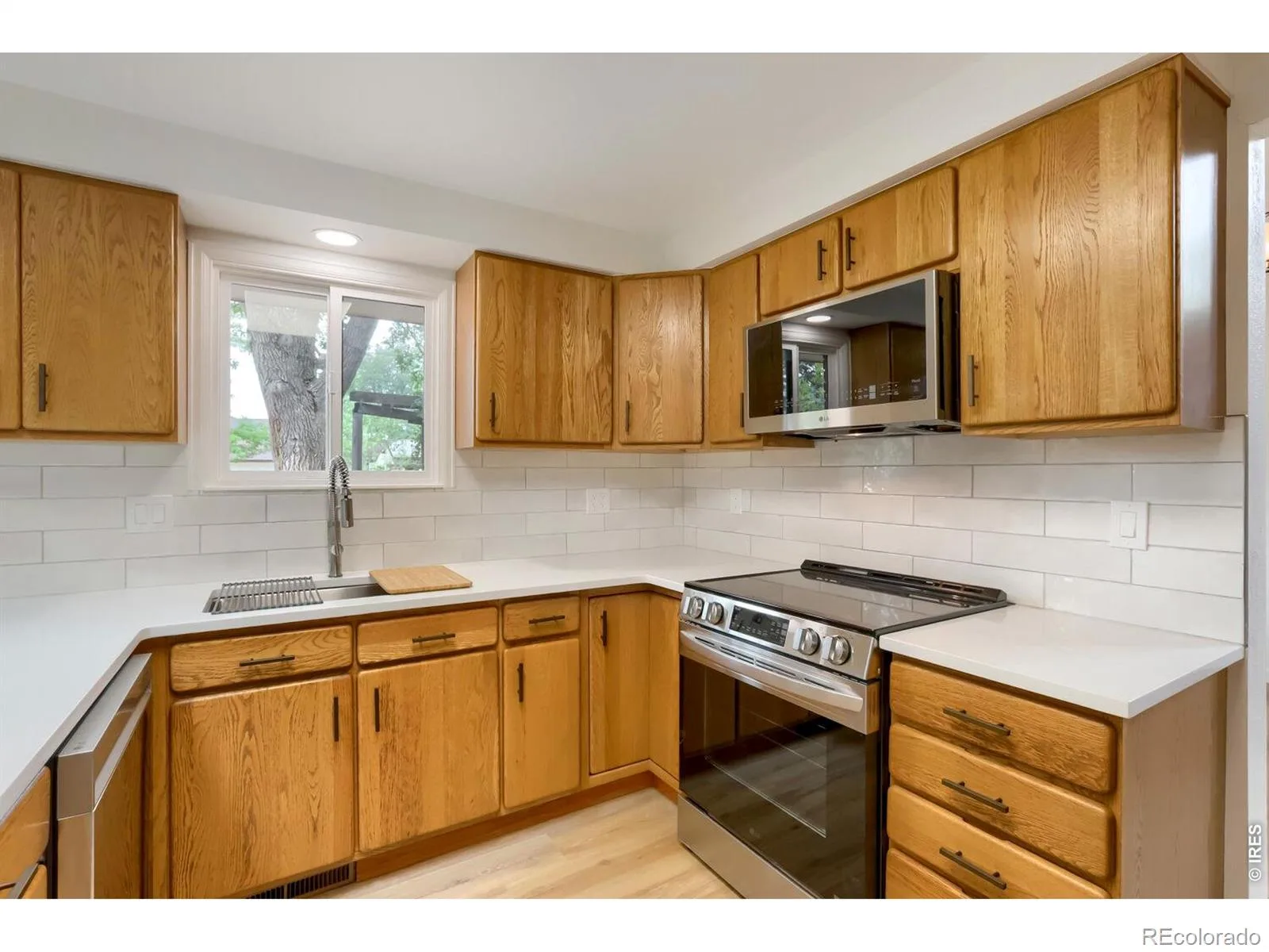 2305 Lake Park Drive Longmont CO 80503 | MLS #RECIR1066454 08142026023421 1600 4