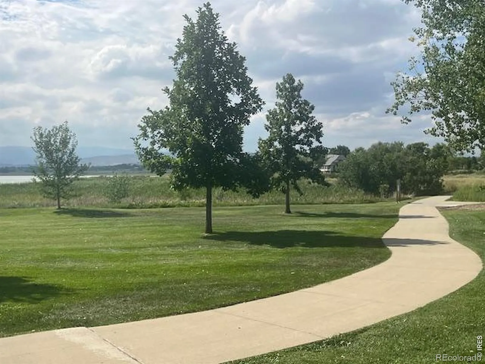 2305 Lake Park Drive Longmont CO 80503 | MLS #RECIR1066454 08142026023421 1600 42