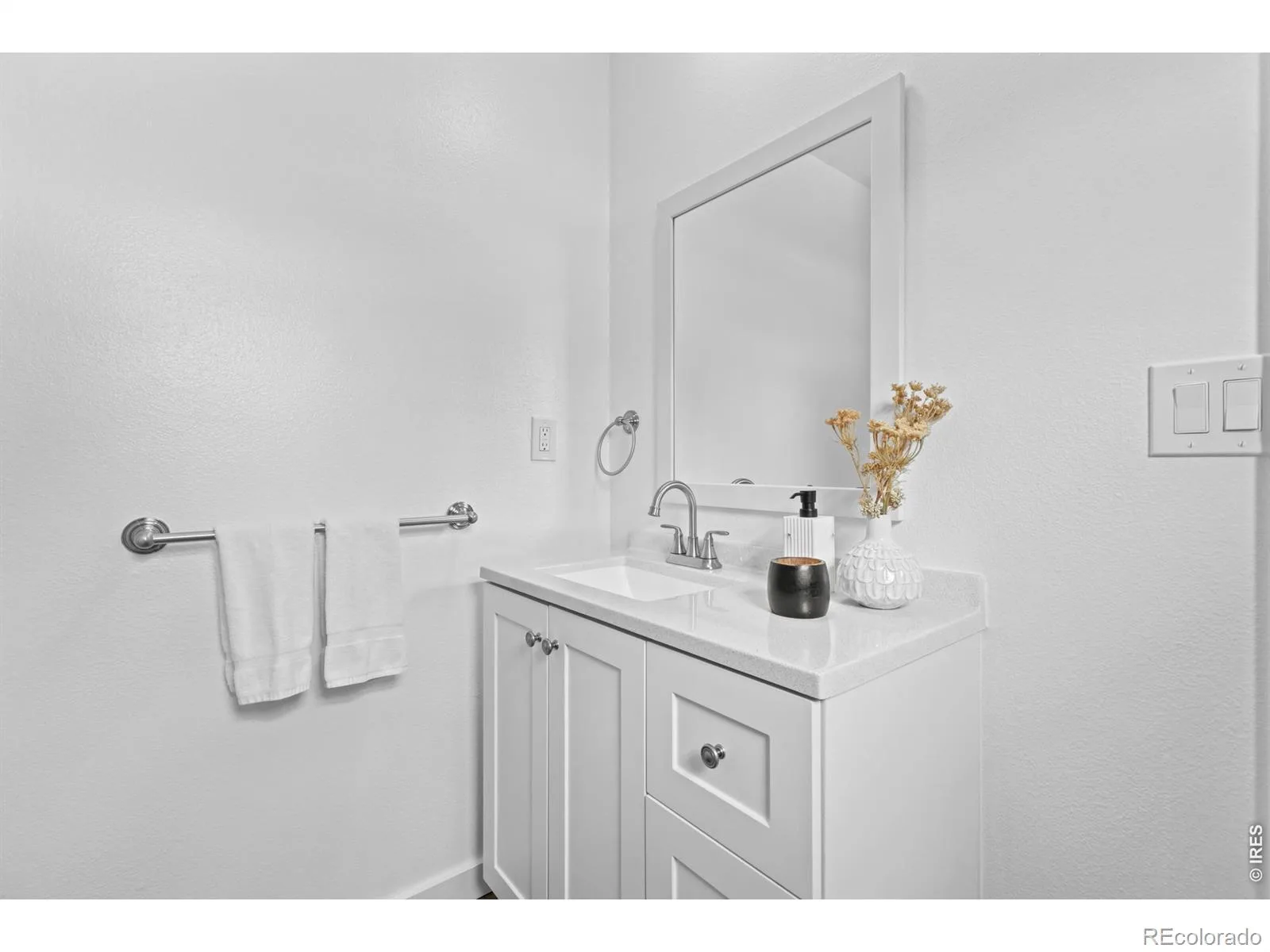1685 Geneva Circle Longmont CO 80503 | MLS #RECIR1066475 08142026154121 1600 19