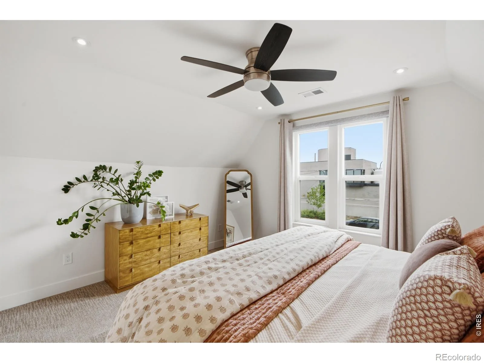 1419 S Acoma Street Denver CO 80223 | MLS #RECIR1066480 08142026155914 1600 25