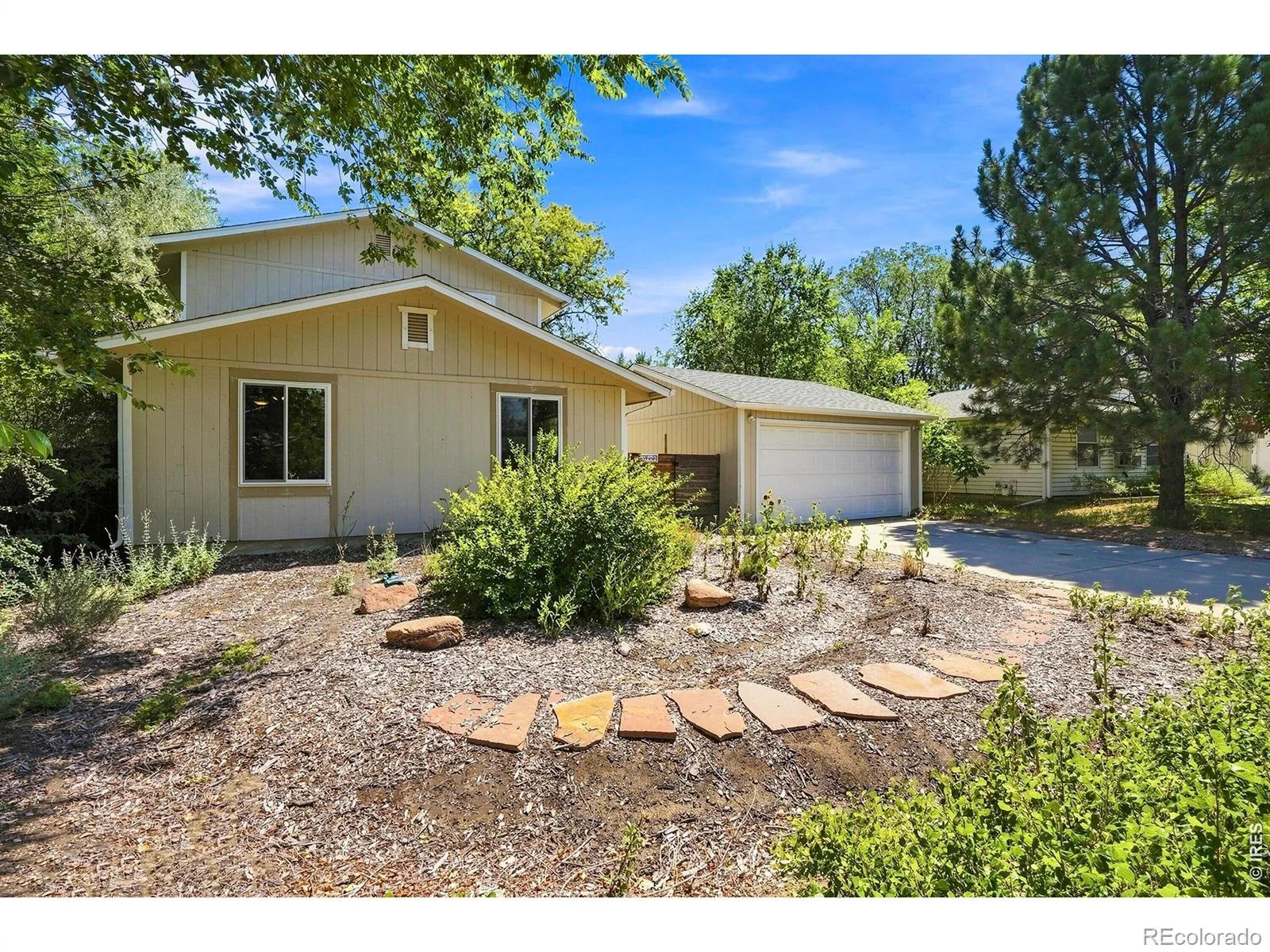 942 Granite Court Longmont CO 80504 | MLS #RECIR1066608 08192026163741 1600 1