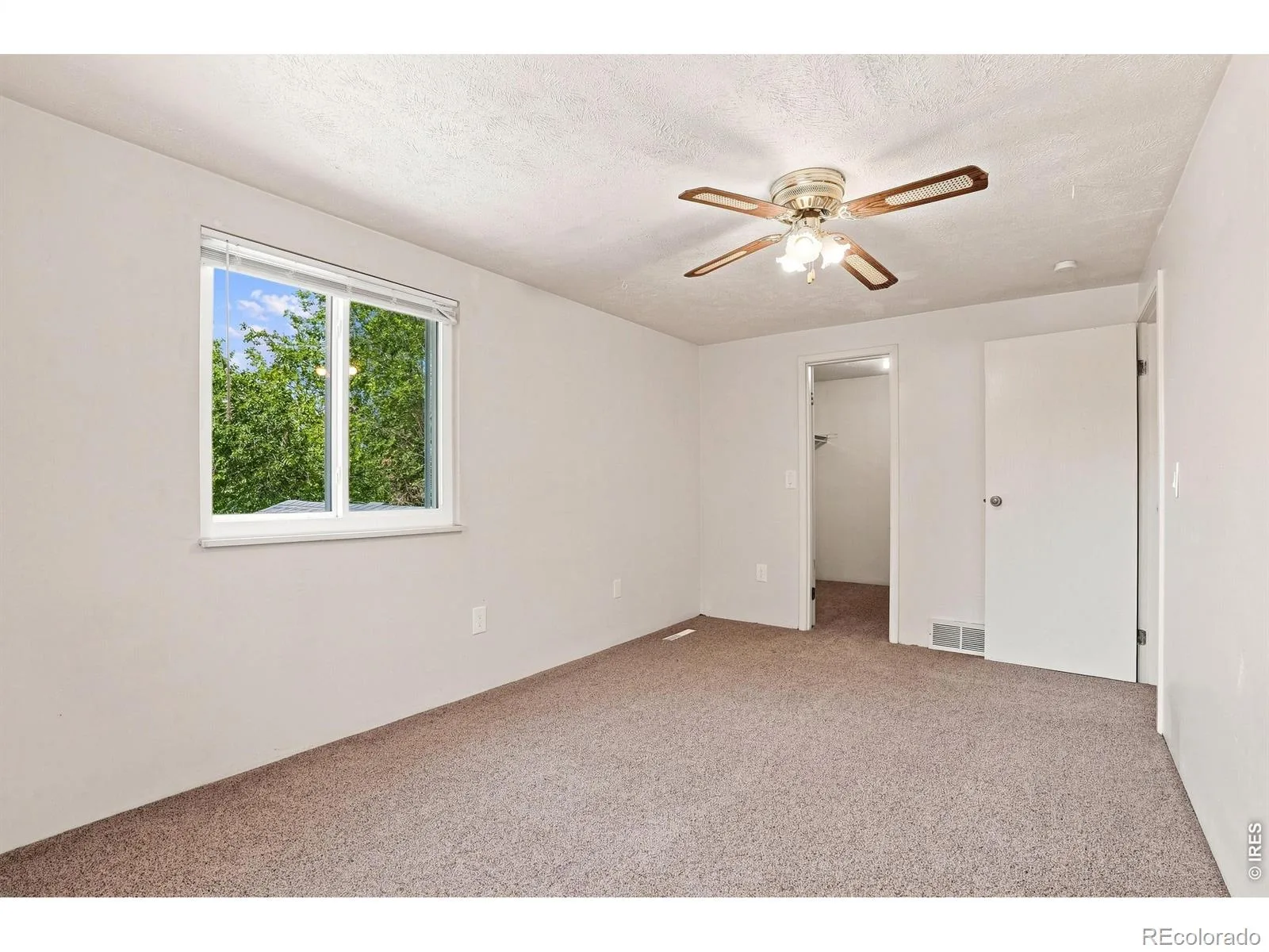942 Granite Court Longmont CO 80504 | MLS #RECIR1066608 08192026163741 1600 21