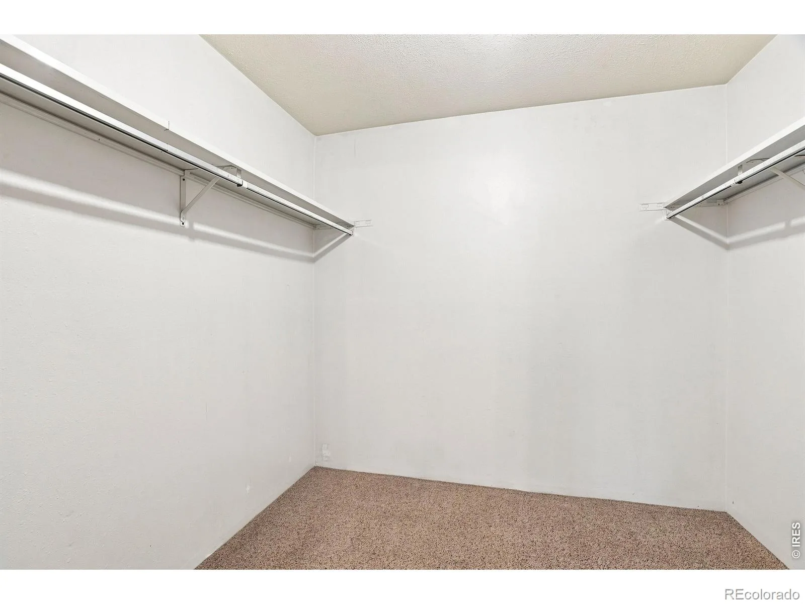 942 Granite Court Longmont CO 80504 | MLS #RECIR1066608 08192026163741 1600 23