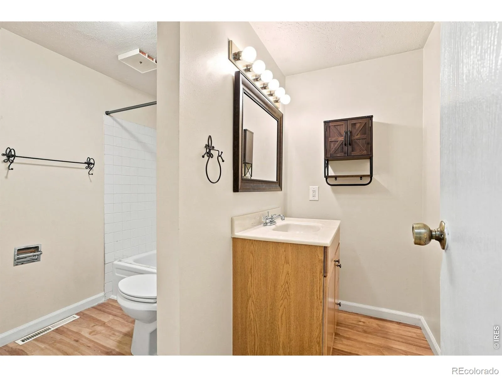 942 Granite Court Longmont CO 80504 | MLS #RECIR1066608 08192026163741 1600 28