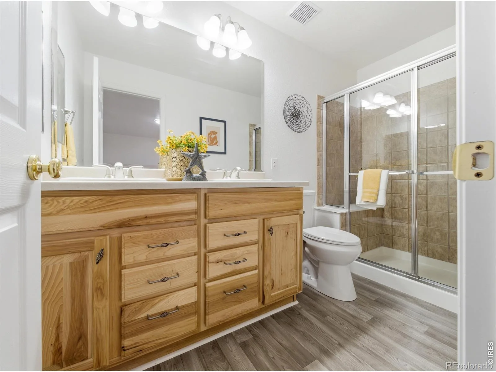 6375 E 139th Avenue Thornton CO 80602 | MLS #RECIR1066612 08172026010607 1600 29